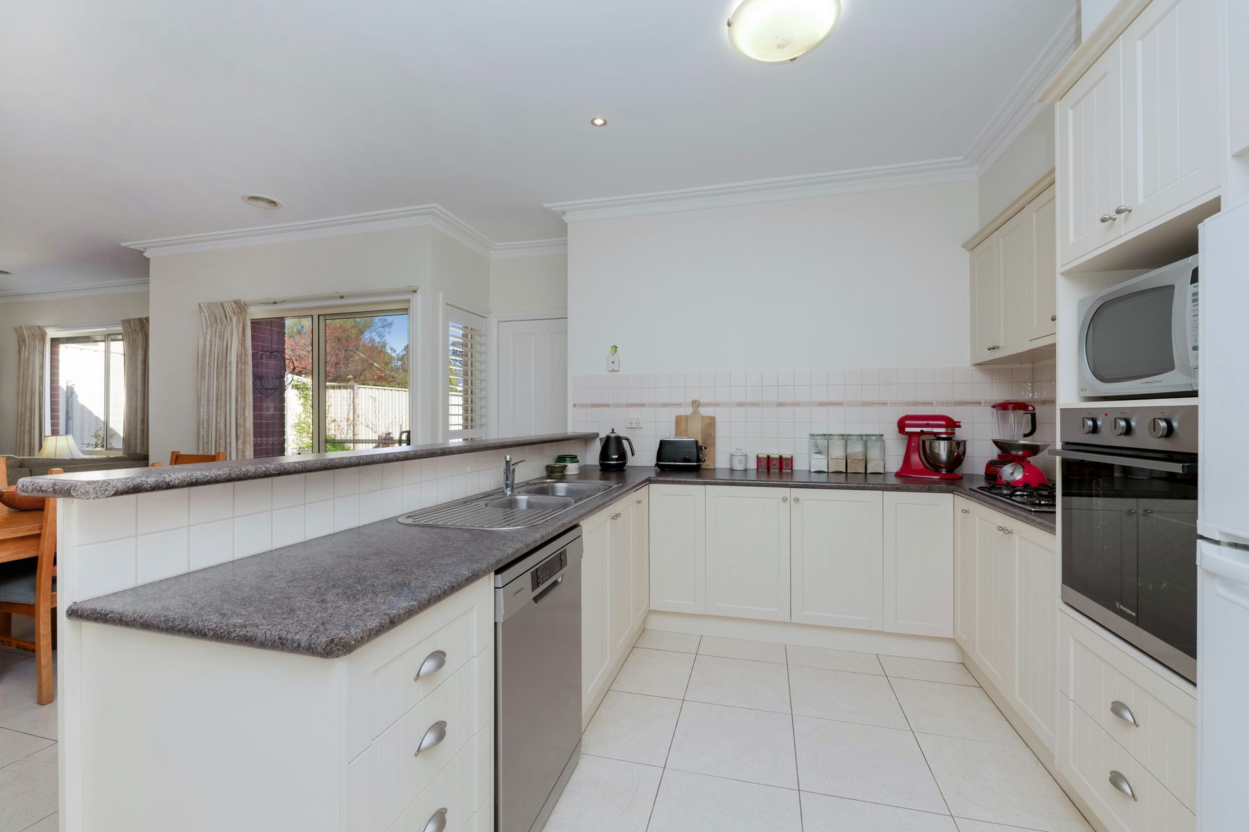 1/32 Race Street, Flora Hill VIC 3550, Flora Hill - Thumbnail 2