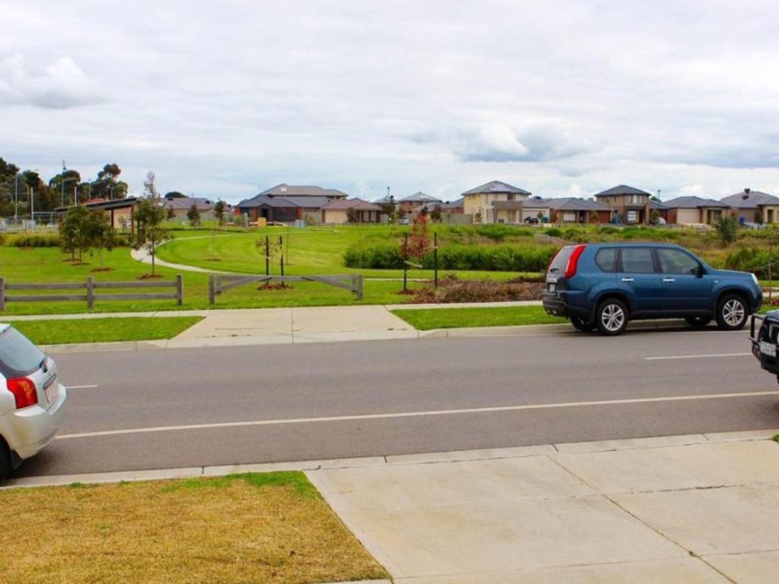 86 Bradford Drive, Cranbourne East, VIC 3977, Cranbourne East - Thumbnail 4