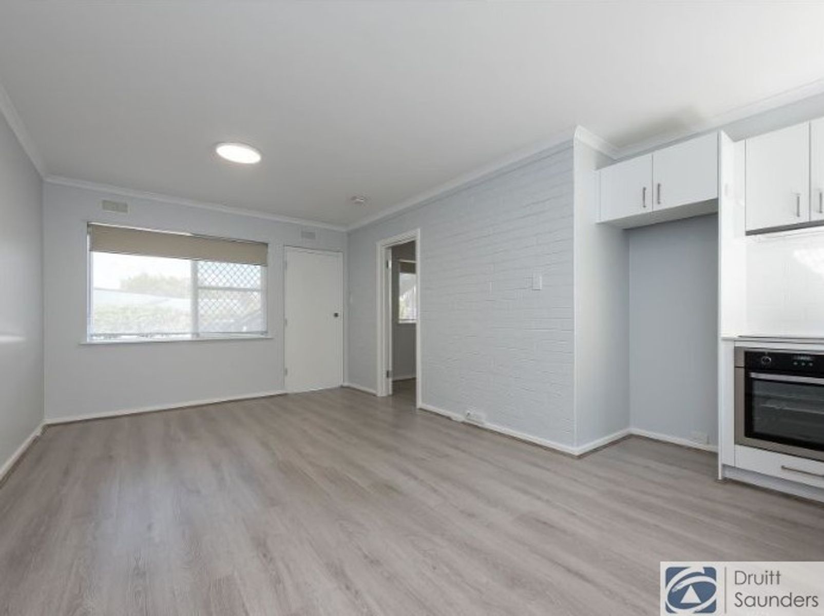 5/39 Scarborough Beach Road, Scarborough WA 6019, Scarborough - Thumbnail 2