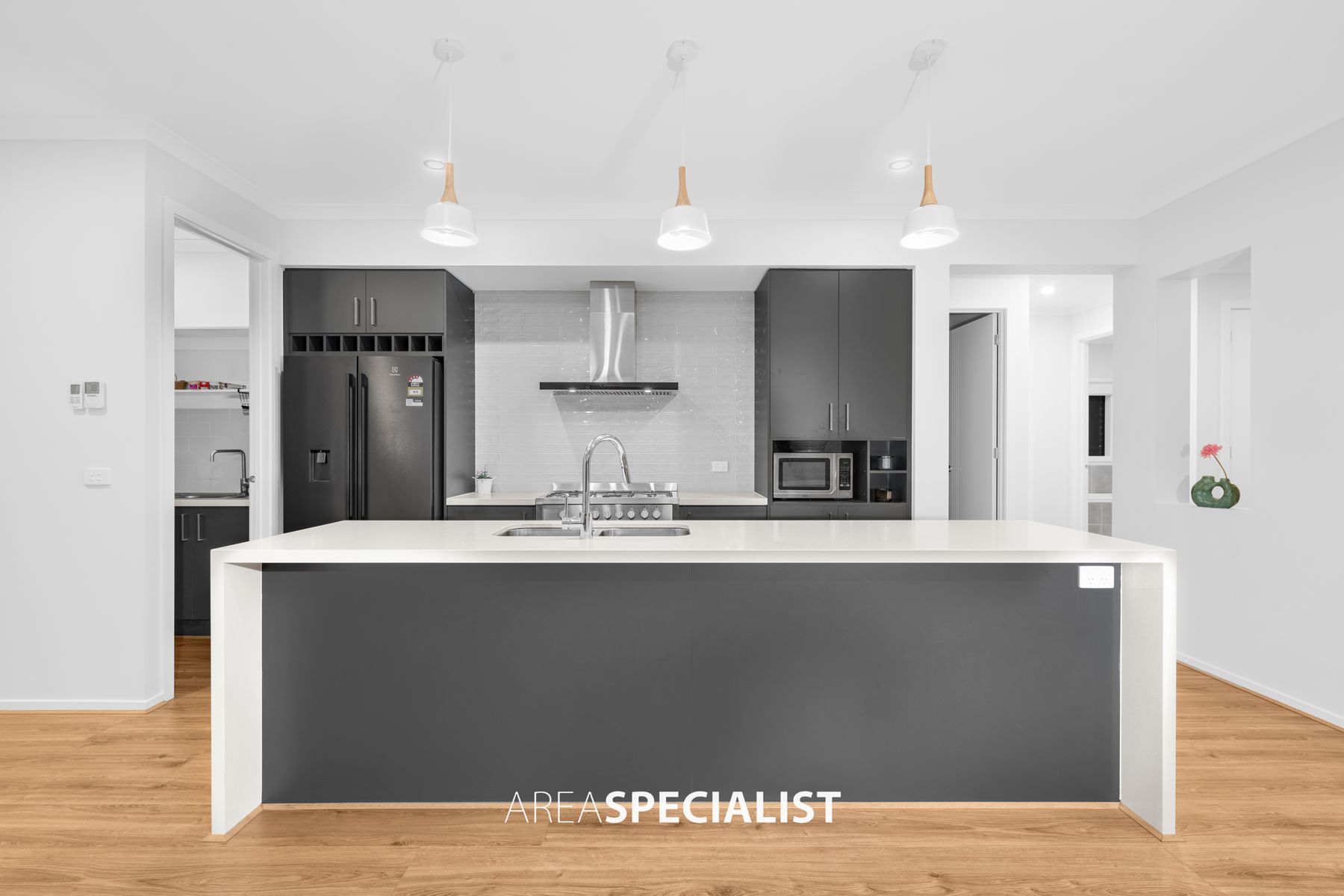 40 Rockbank Road, Clyde North, Clyde North - Thumbnail 6