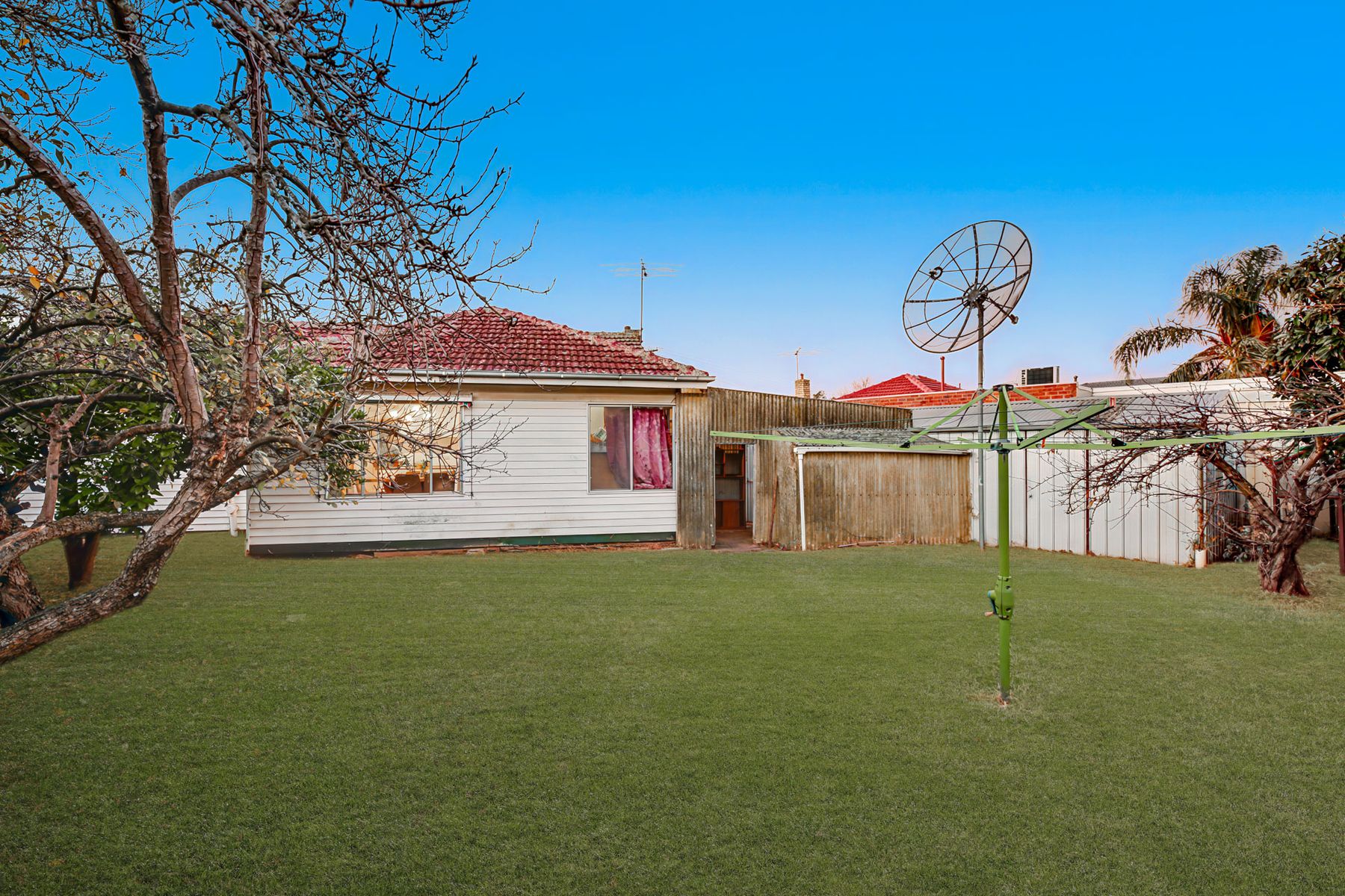 44 Comber Street, Noble Park, Noble Park - Thumbnail 4