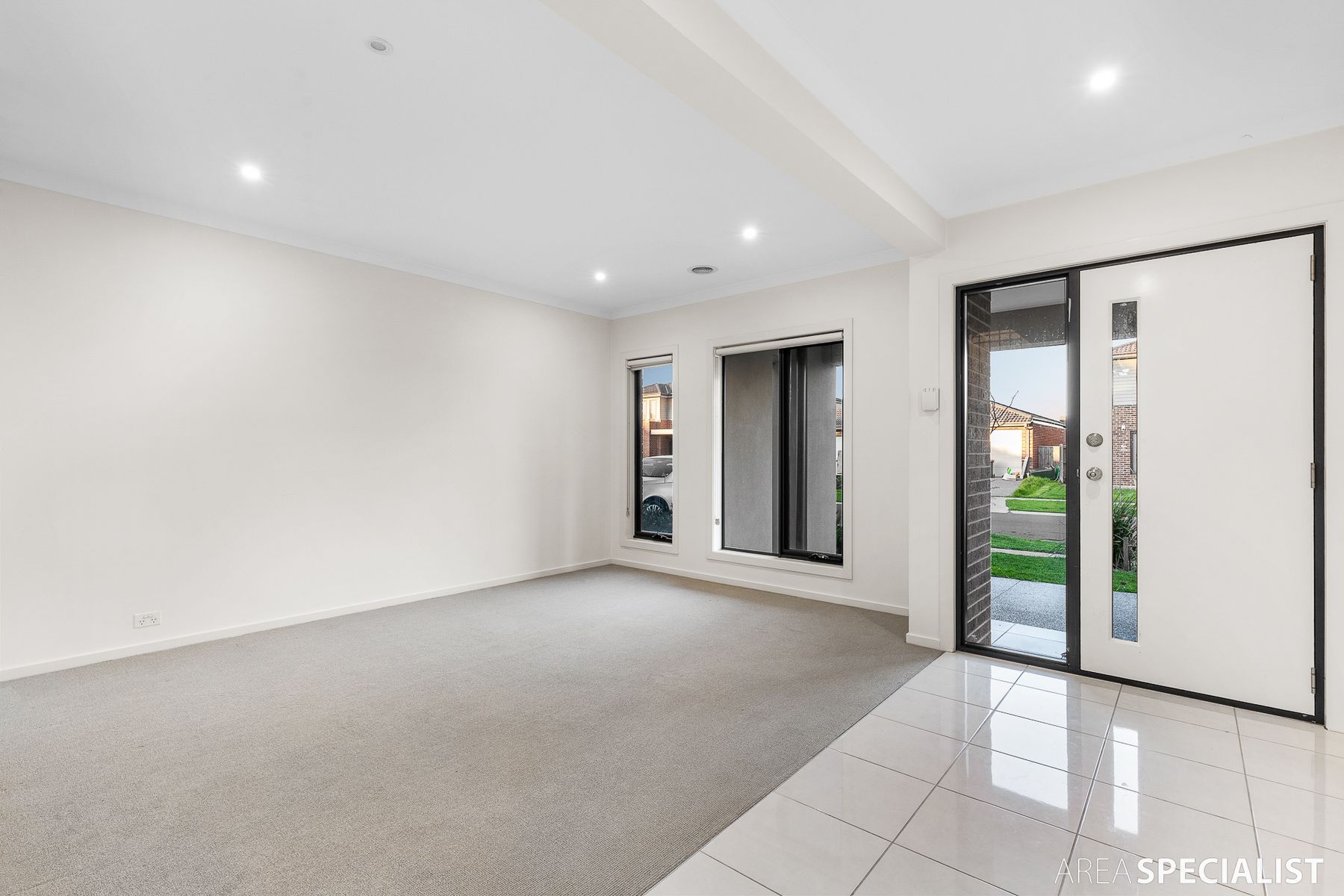 126 Bondi Parade, Point Cook, VIC 3030, Point Cook - Thumbnail 4