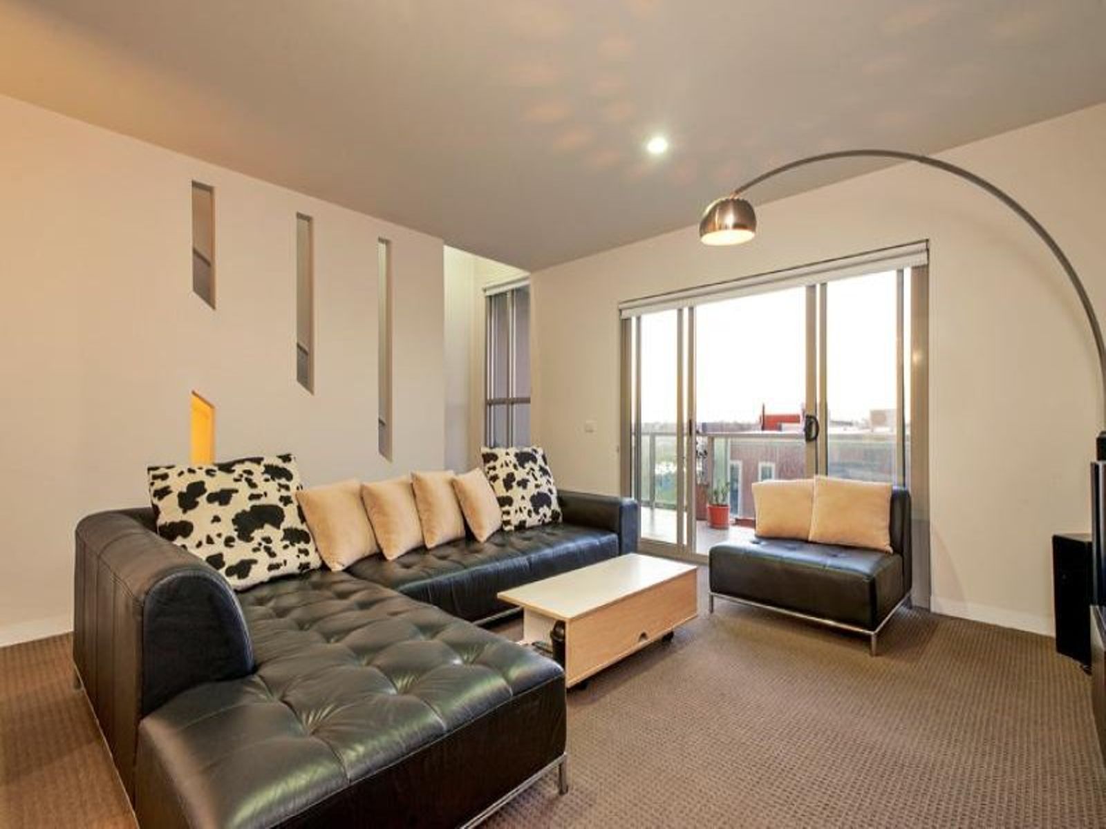 13/4-12 Fisher Parade, Ascot Vale - Thumbnail 4
