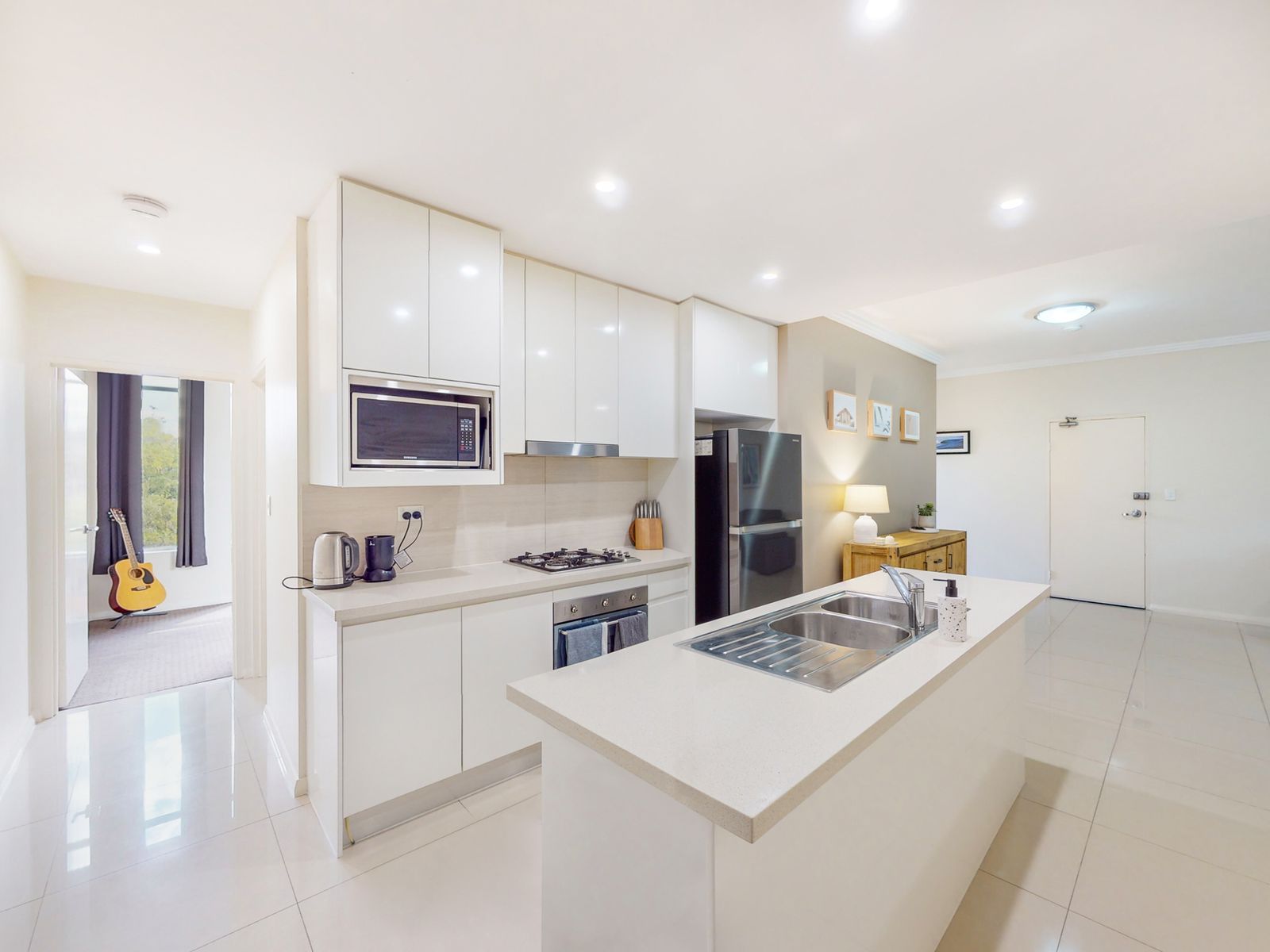 10/7 Harrington Avenue, Castle Hill NSW 2154, Castle Hill - Thumbnail 2