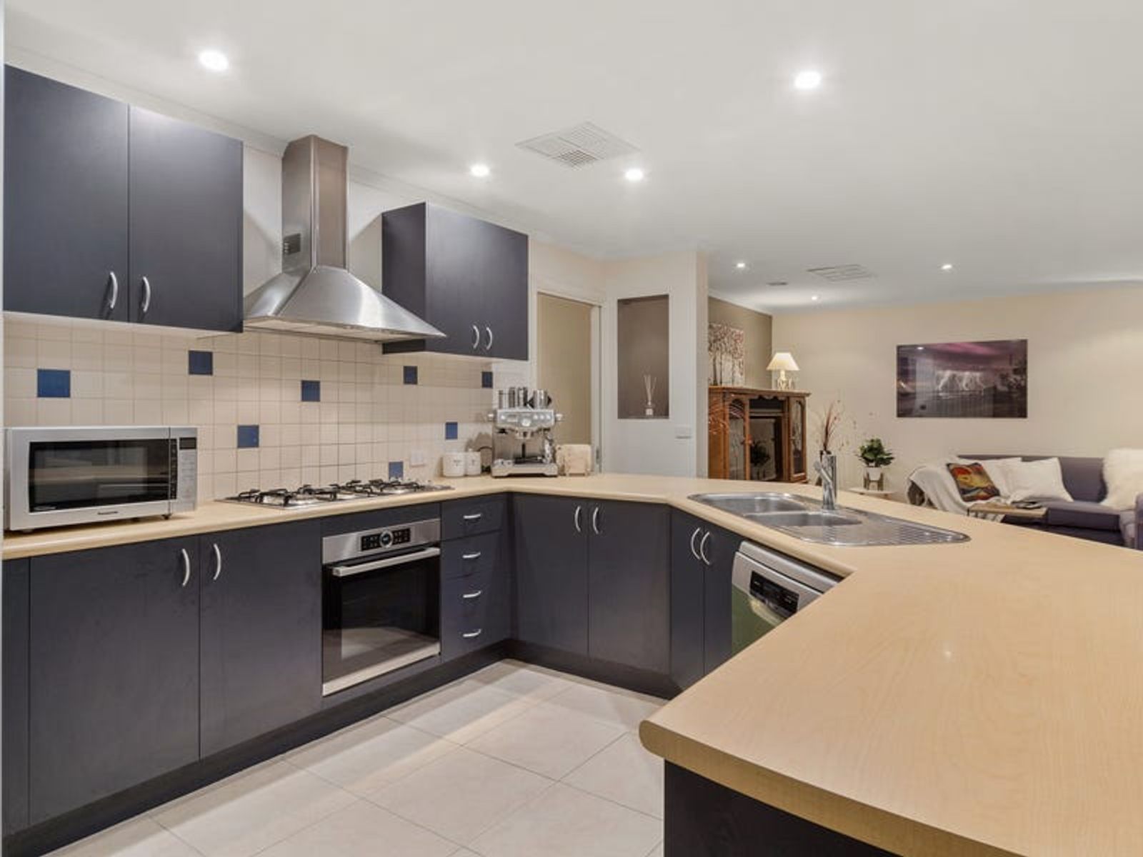 15 Morning Mist Court, Mornington, VIC 3931, Mornington - Thumbnail 4