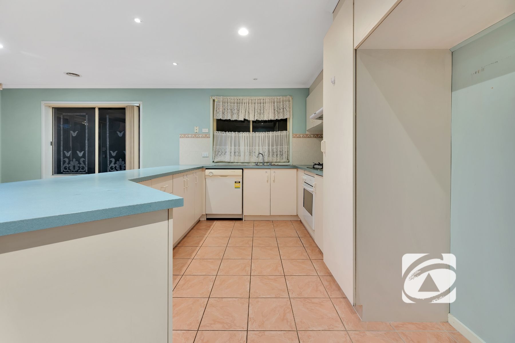 5 The Close, Hampton Park VIC 3976, Hampton Park - Thumbnail 5