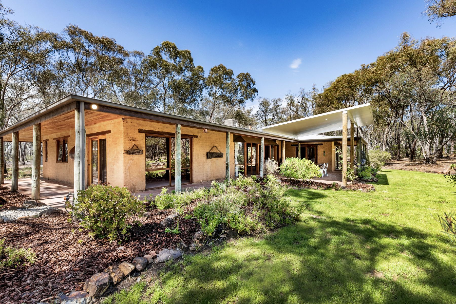 70 Melaleuca Avenue, Junortoun VIC 3551, Junortoun - Thumbnail 2