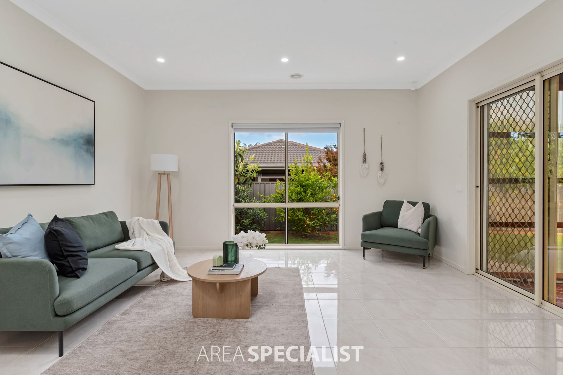 2 Merrowland Avenue, Cranbourne North, VIC 3977, Cranbourne North - Thumbnail 2