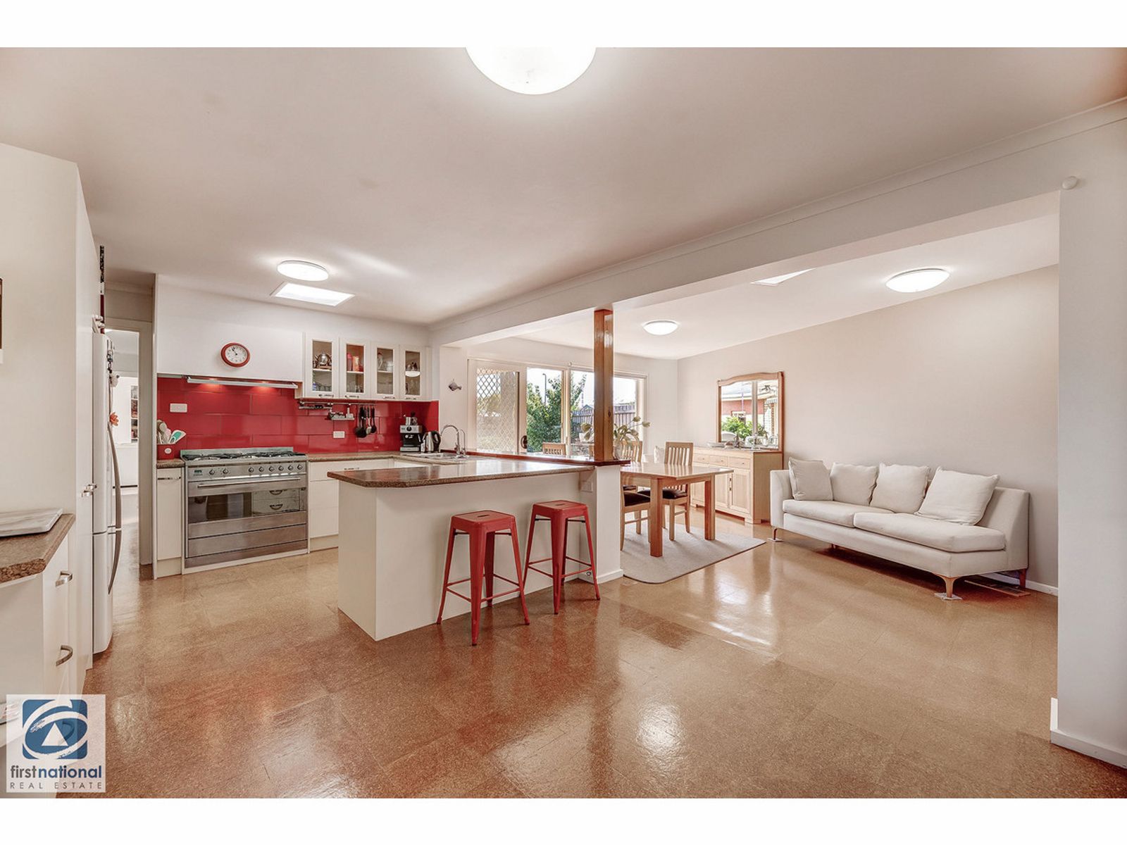 8 Burnett Street, Yarragon, VIC 3823, Yarragon - Thumbnail 6