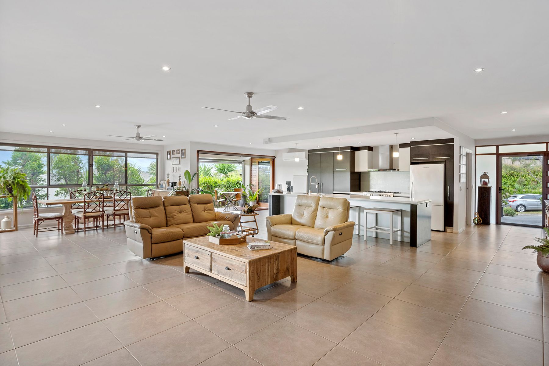 23 Yarwood Crescent, Ormeau Hills, QLD 4208, Ormeau Hills - Thumbnail 3