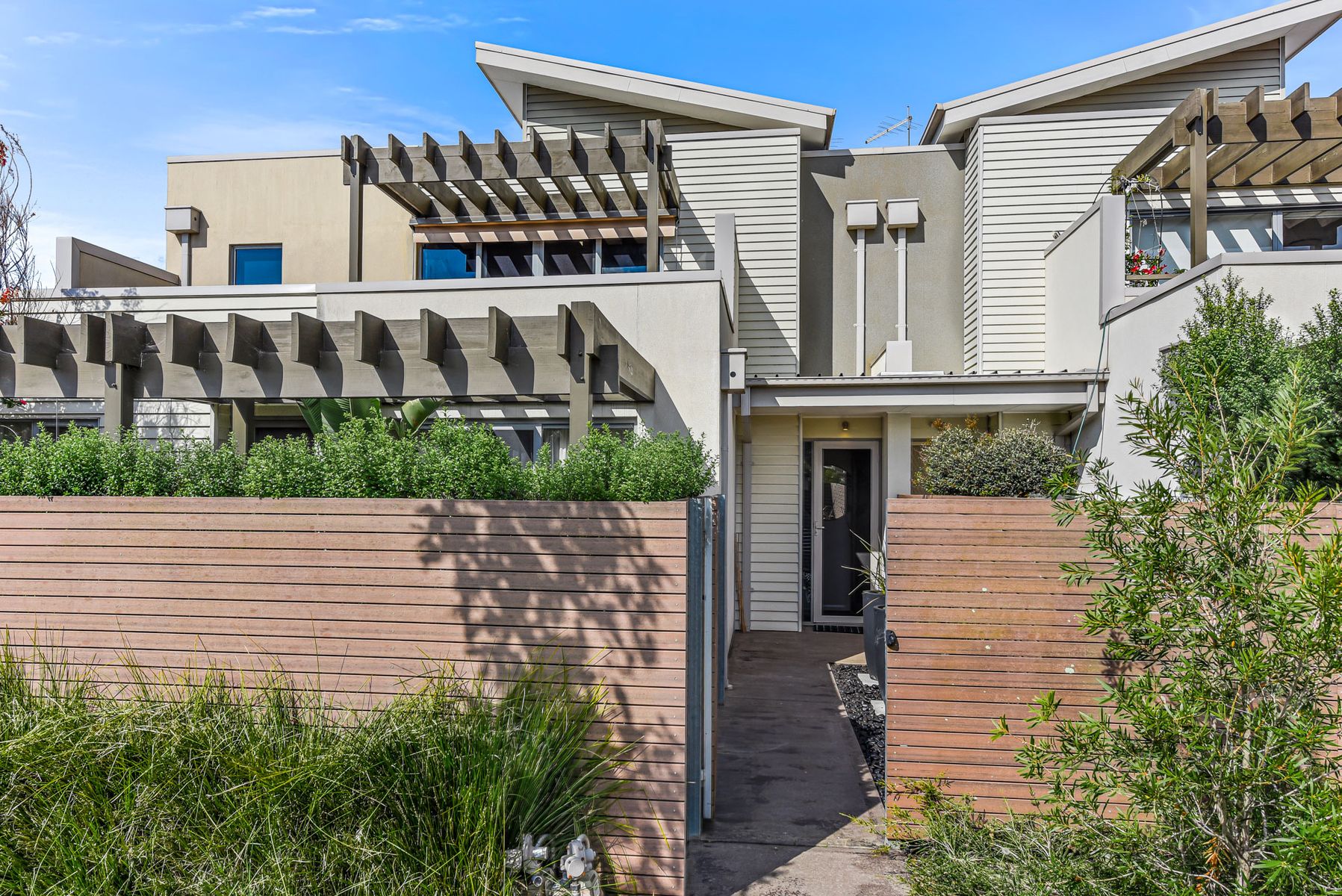 2/19 Peppertree Street, Keysborough, VIC 3173, Yowie Bay - Thumbnail 2