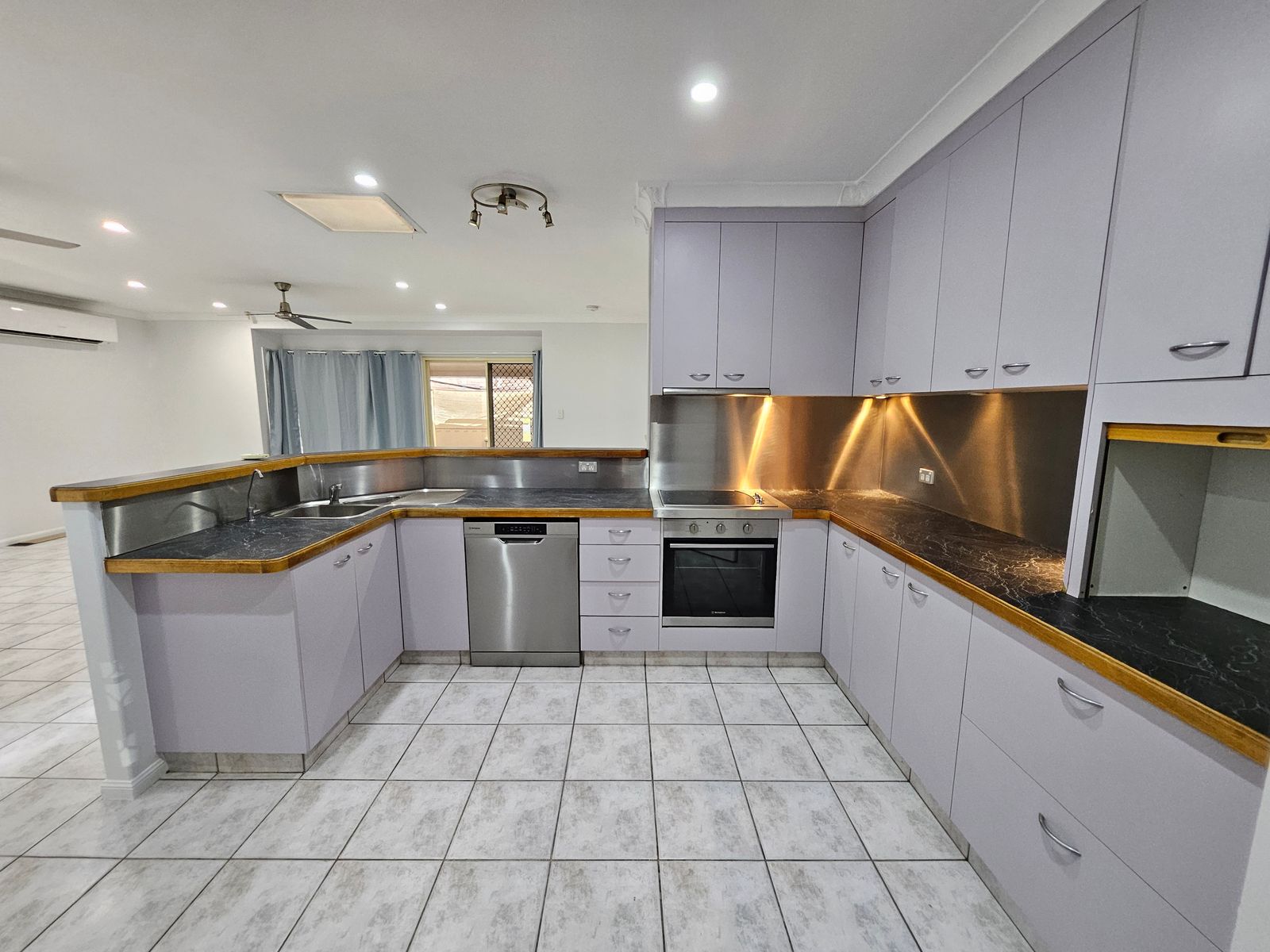 33 Bradman Drive, Glenella QLD 4740, Glenella - Thumbnail 5