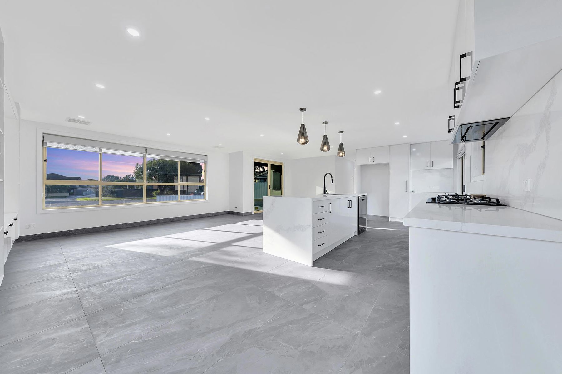 7 Lowan Court, Dallas VIC 3047, Dallas - Thumbnail 2