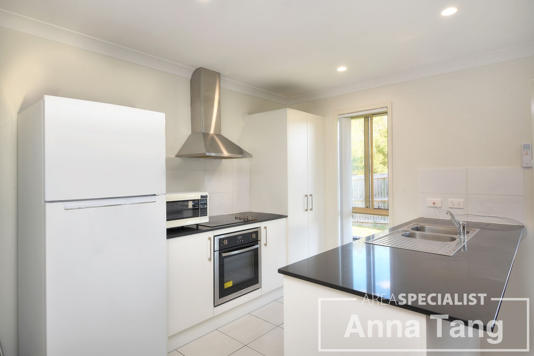 33 Parkland Circuit, Pimpama, QLD 4209, Pimpama - Thumbnail 2