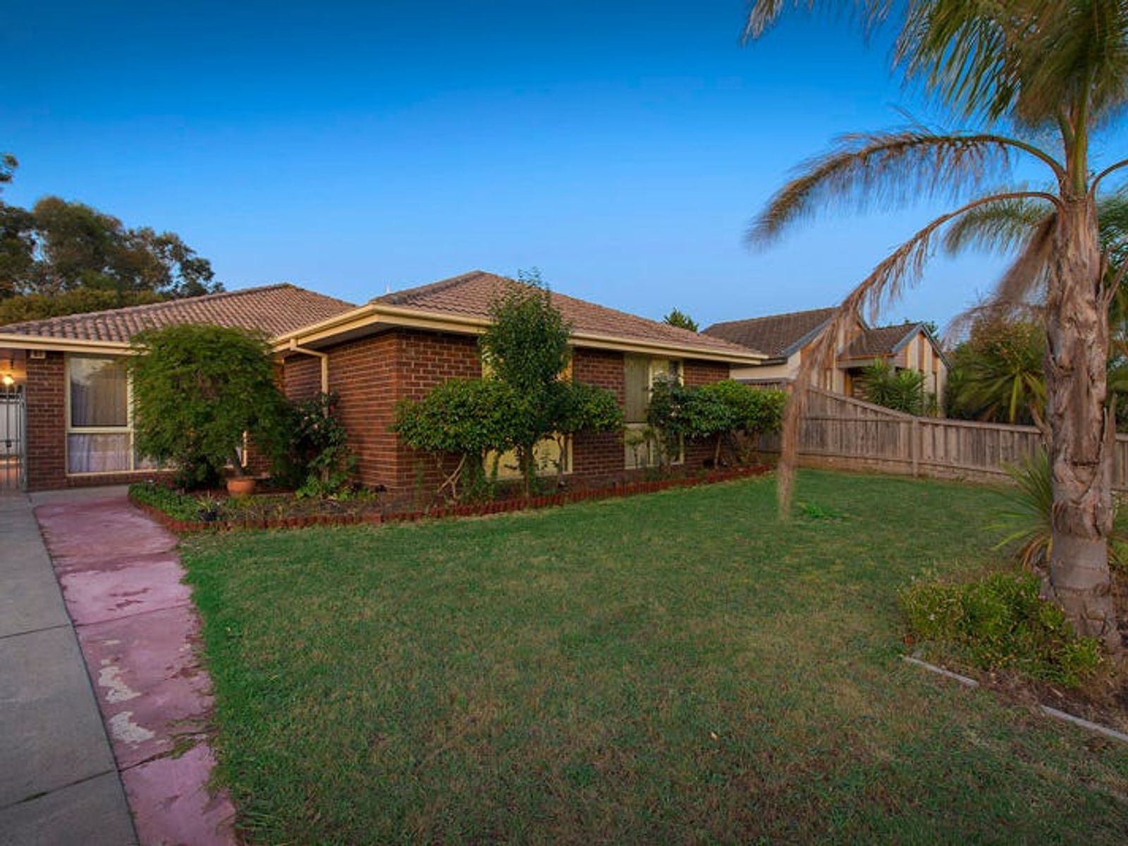 24 Eildon Road, Endeavour Hills, VIC 3802, Endeavour Hills - Image 1