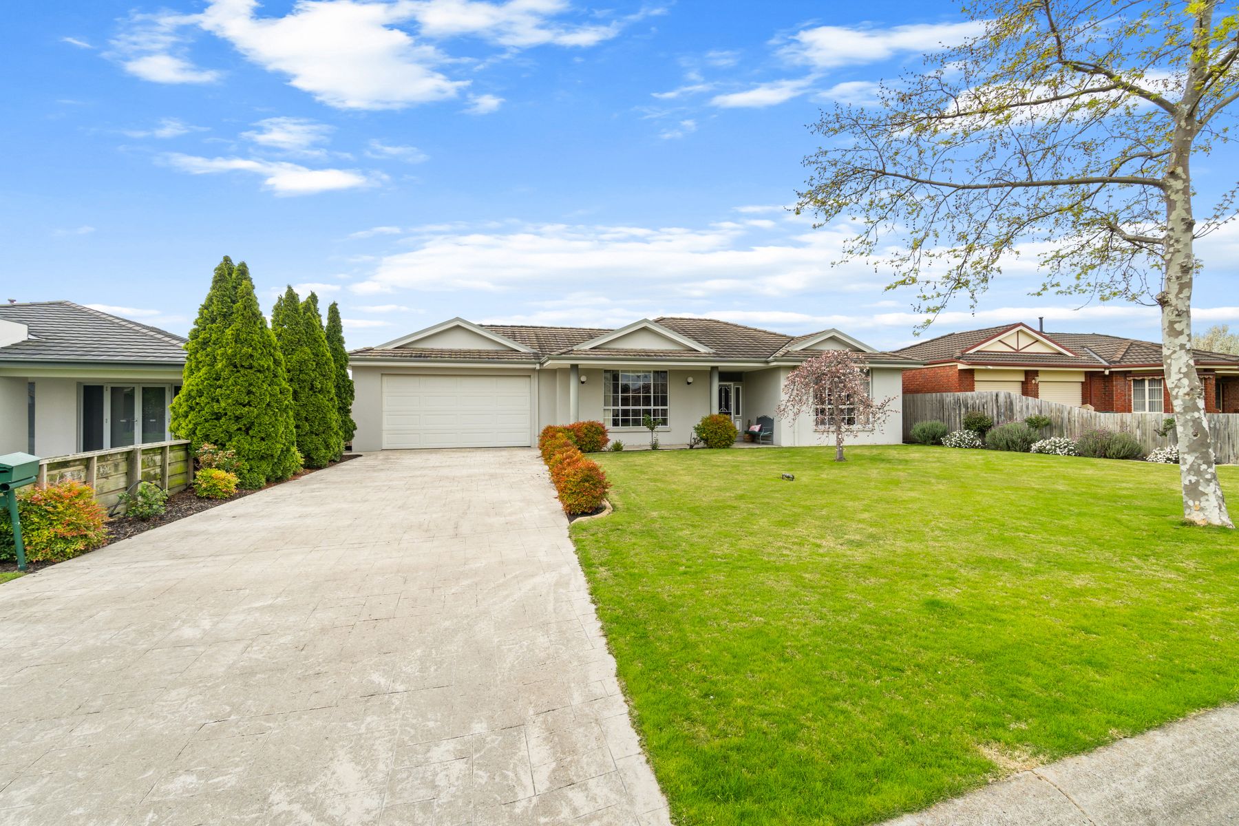 13 Flinders Place, Traralgon VIC 3844, Traralgon - Thumbnail 2