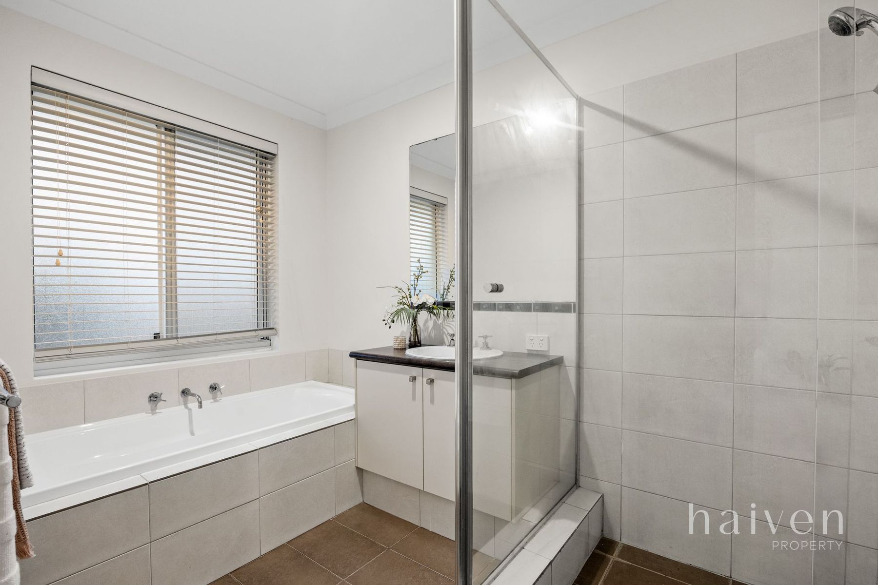 23 web 7 Dandenong Rd, Attadale 23