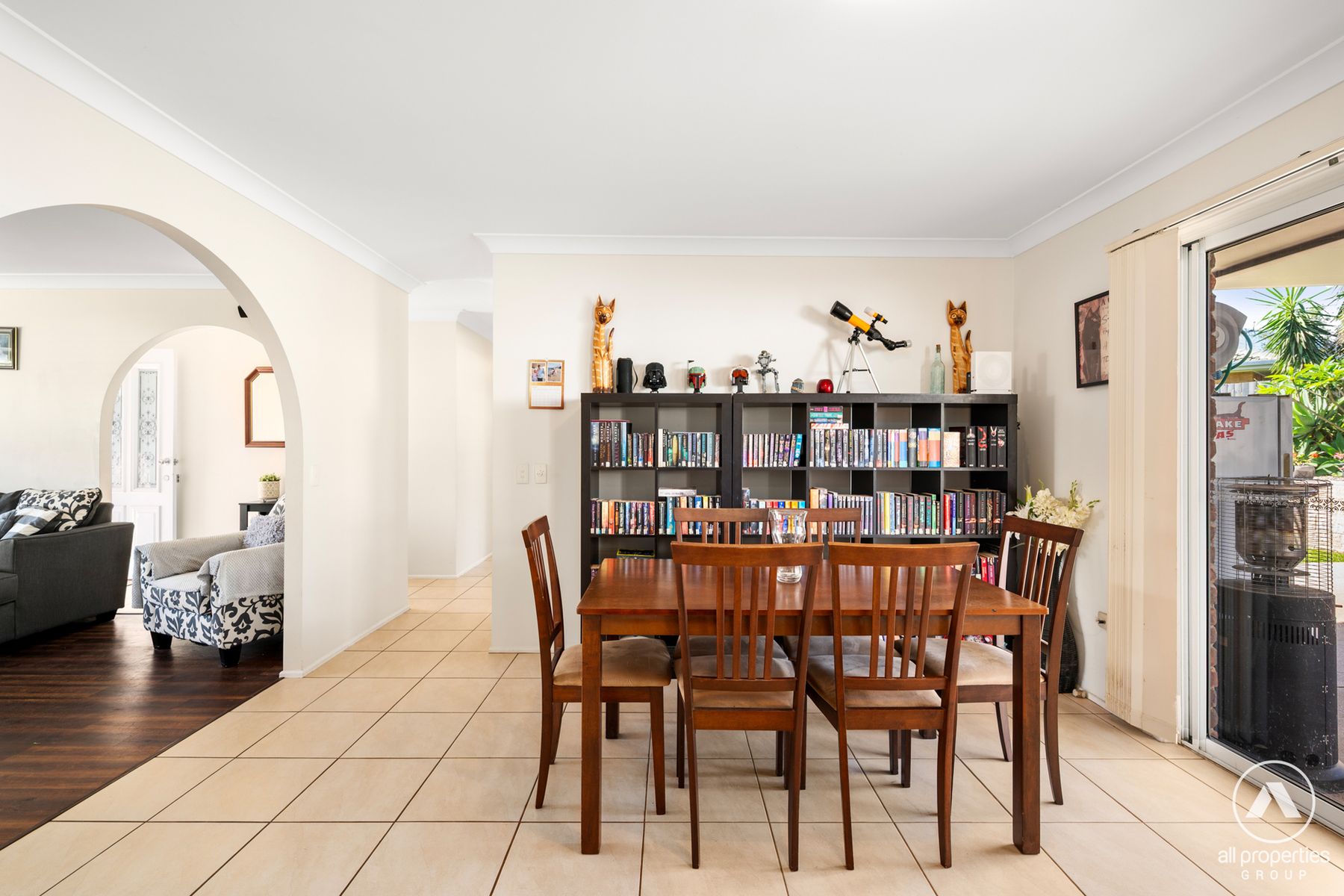 8 Weldon Court, Hillcrest QLD 4118, Hillcrest - Thumbnail 5