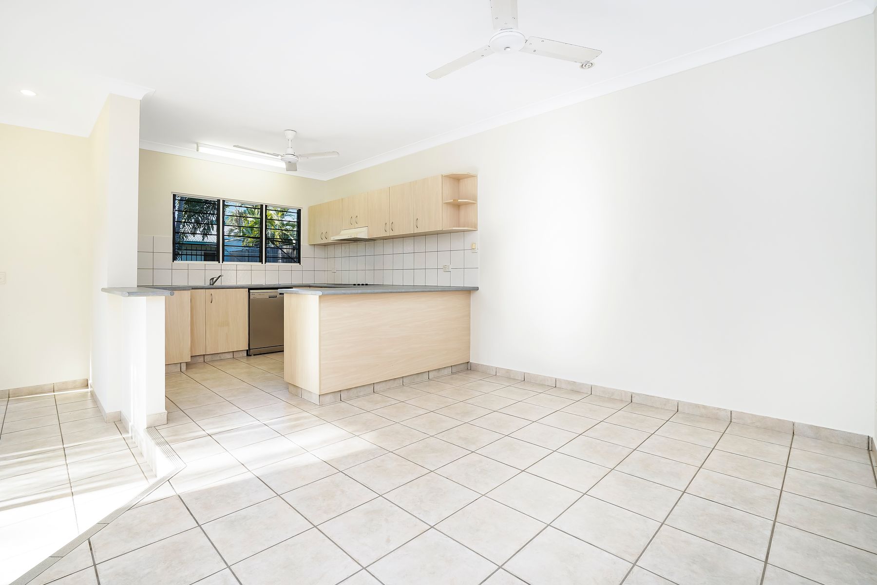 17/34 Sovereign Circuit, Coconut Grove NT 0810, Coconut Grove - Thumbnail 3