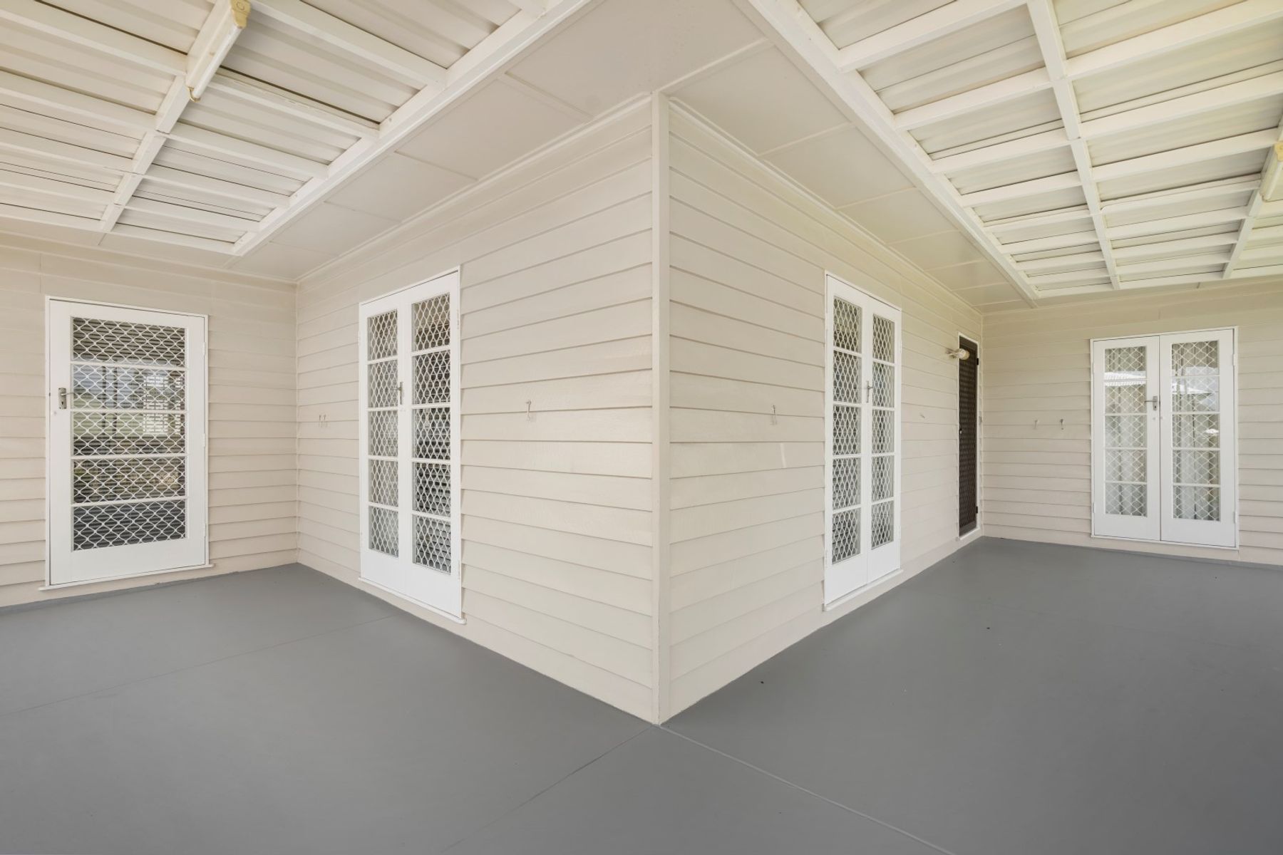 12 McMahon Street, Bundamba QLD 4304, Bundamba - Thumbnail 5
