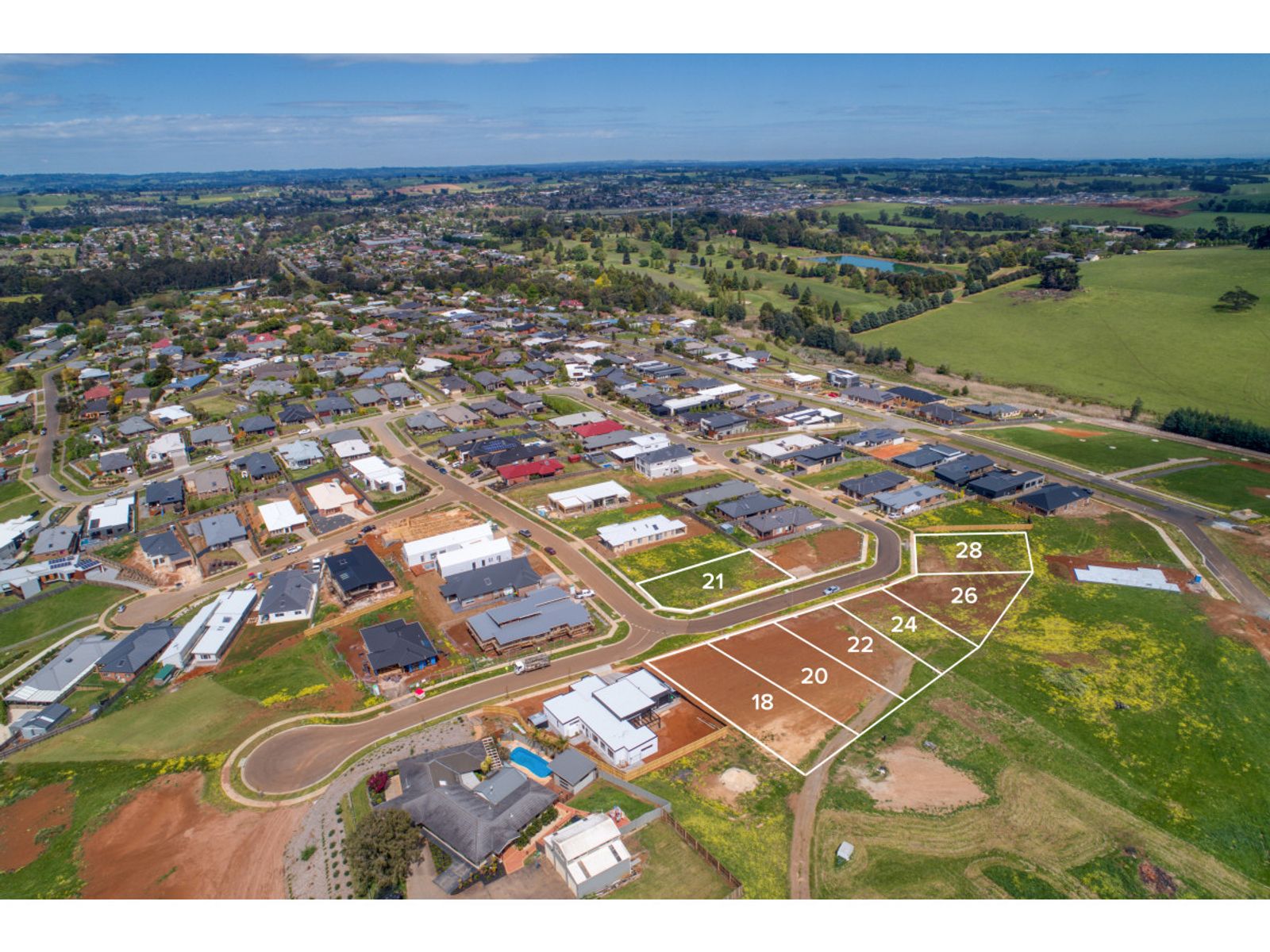 21 Peppercorn Crescent, Warragul, VIC 3820, Warragul - Thumbnail 2