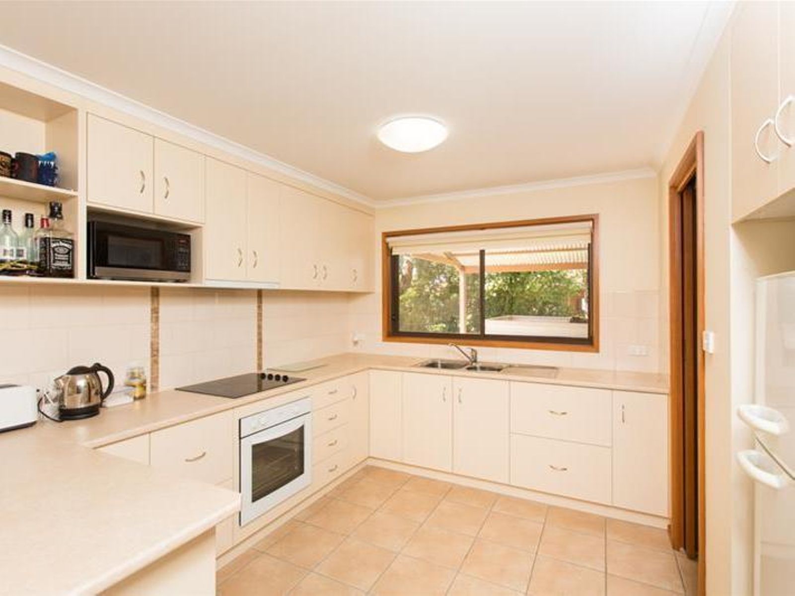 6 Dickies Road, Birdwoodton - Thumbnail 5