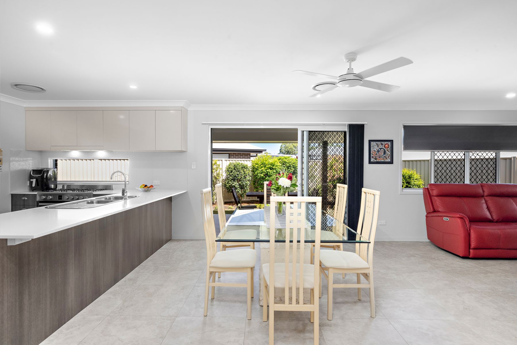 10 Jake Circuit, Redland Bay QLD 4165, Redland Bay - Thumbnail 8