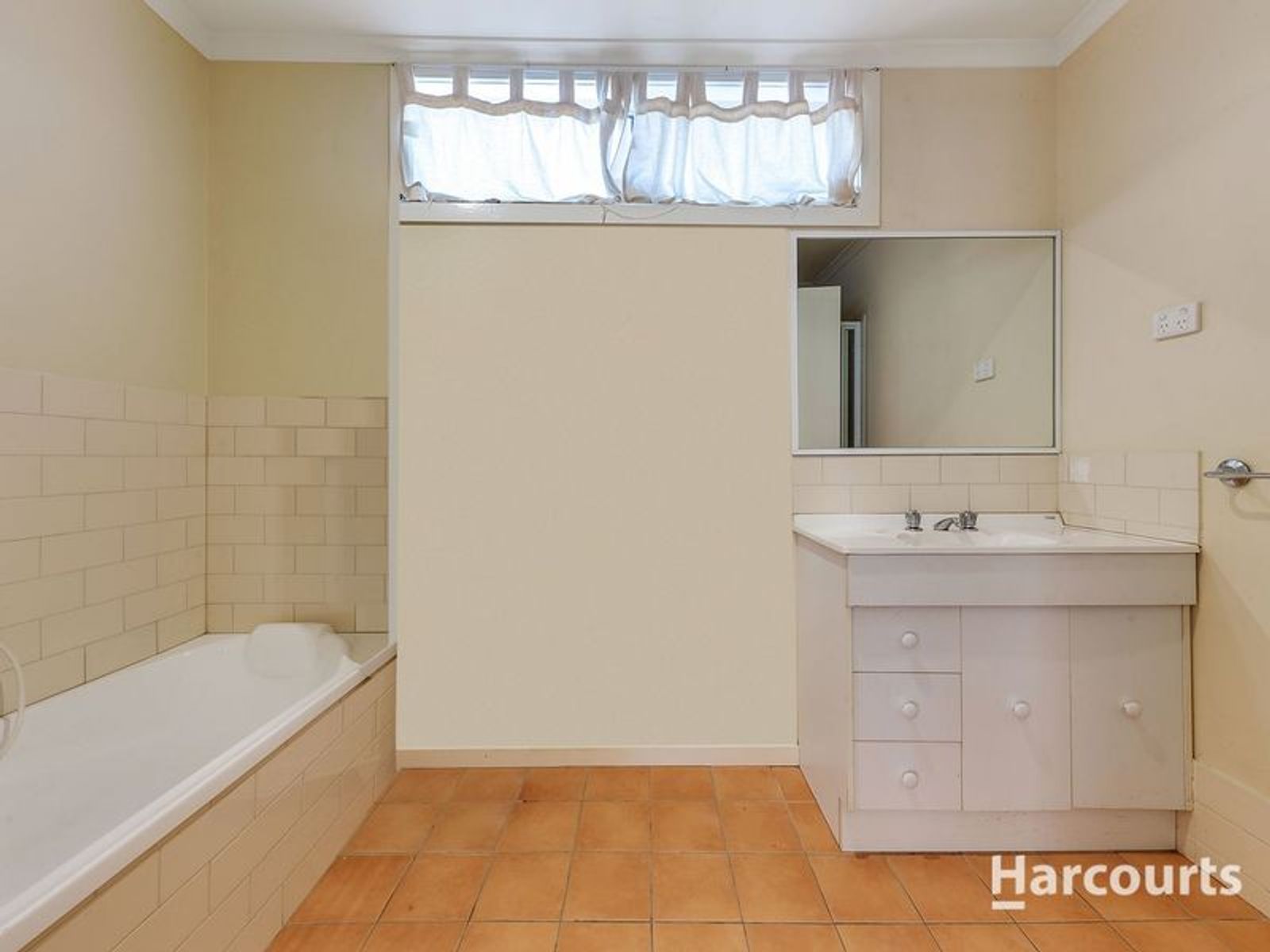 13/2 Silvertree Ave, Delahey, VIC 3037, Delahey - Thumbnail 8