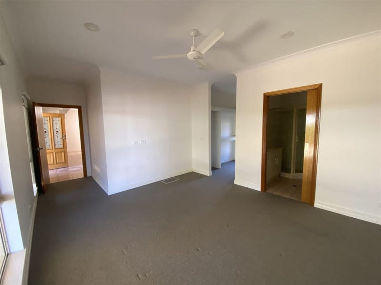 19 Bowman Close, Araluen NT 0870, Araluen - Thumbnail 2