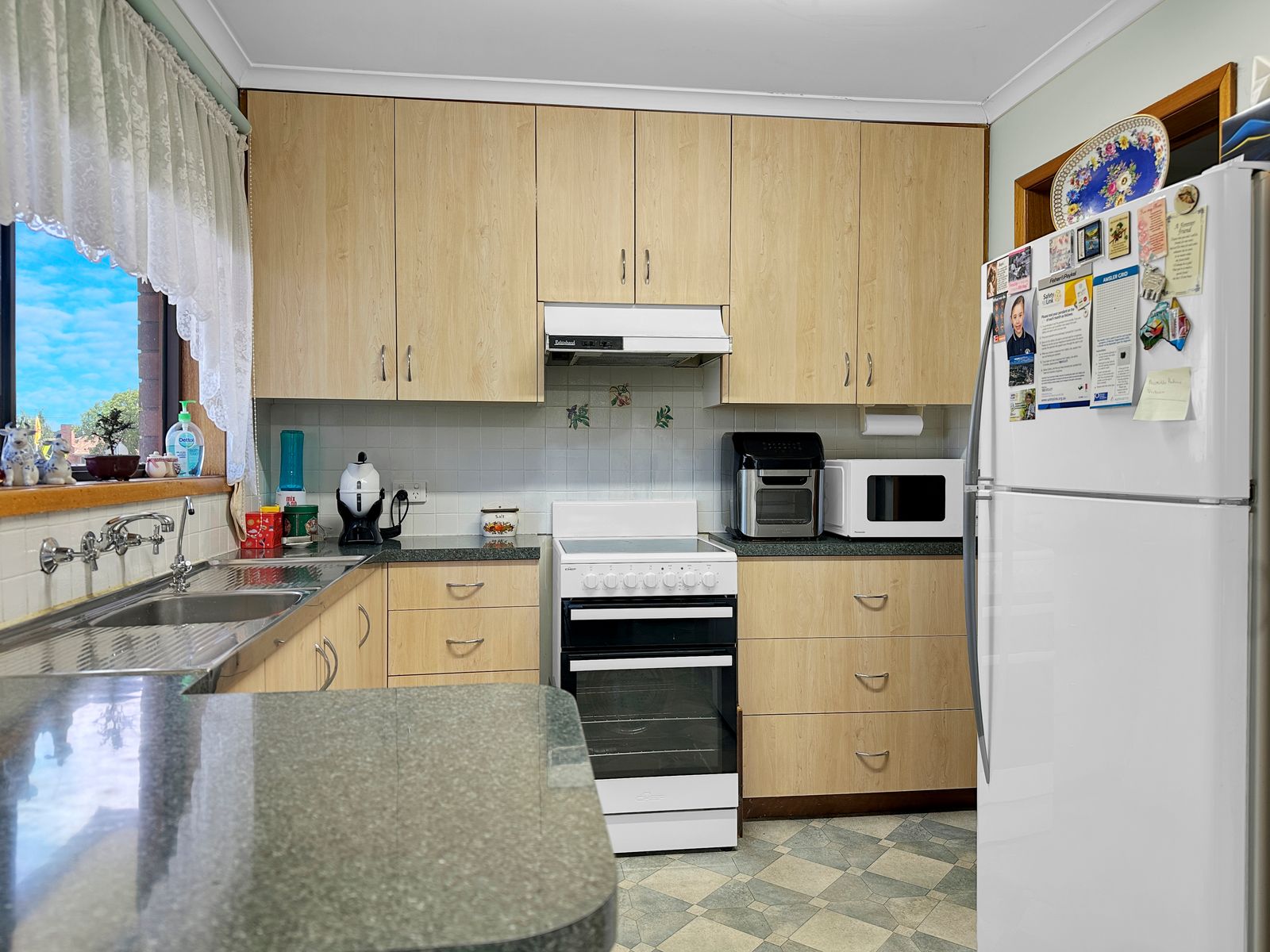 3/39 Clarendon Street, Maryborough VIC 3465, Maryborough - Thumbnail 2