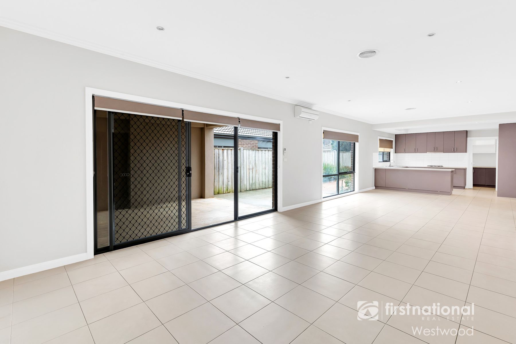 27 Seychelles Street, Point Cook VIC 3030, Point Cook - Thumbnail 3