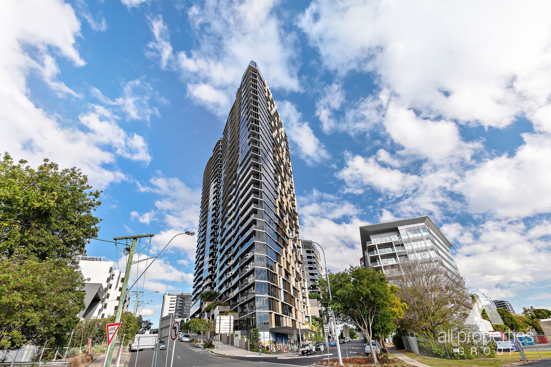 12305/1 Cordelia Street, South Brisbane, QLD 4101, South Brisbane - Thumbnail 3