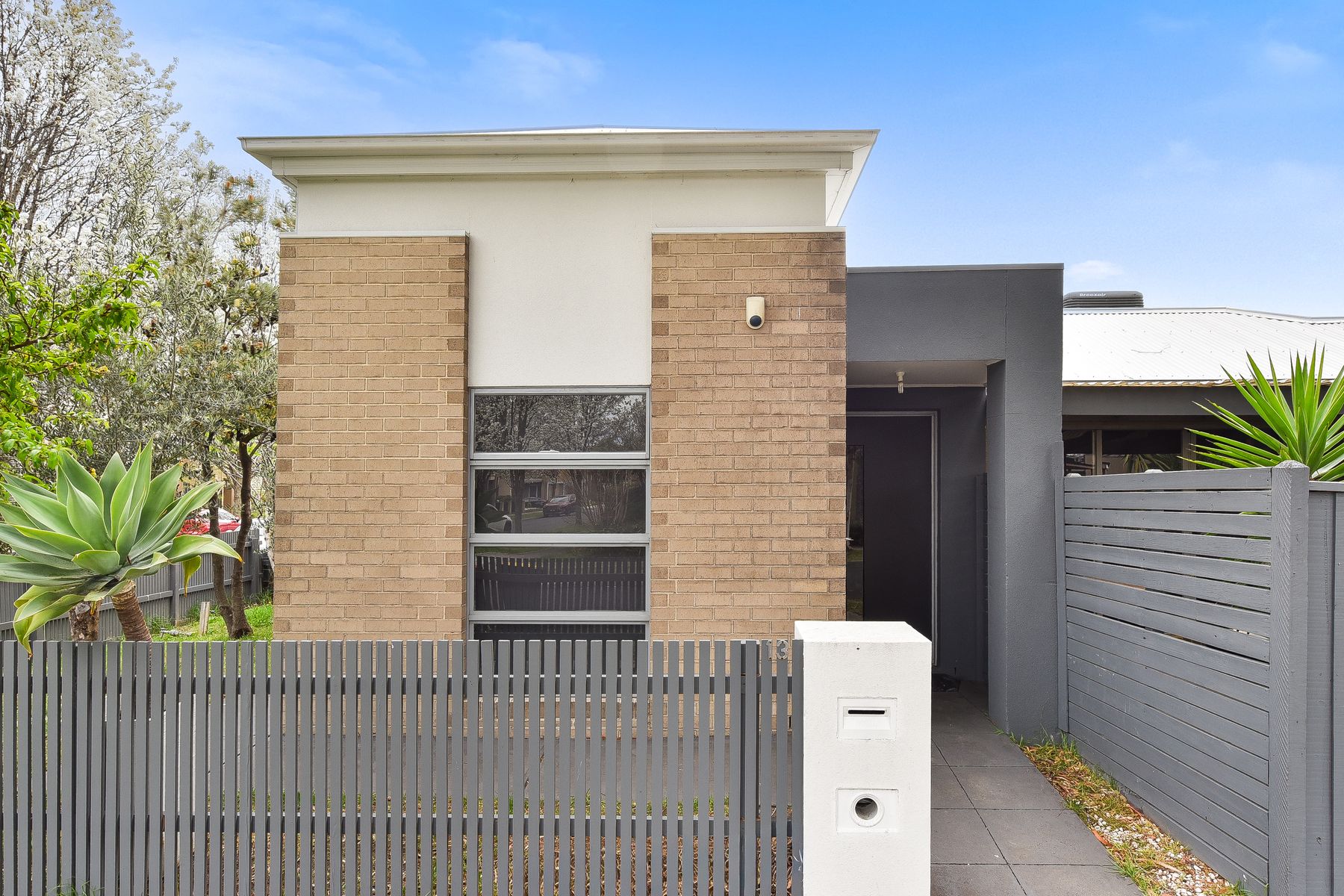 13 Everitt Street, Dandenong, VIC 3175, Dandenong - Thumbnail 2