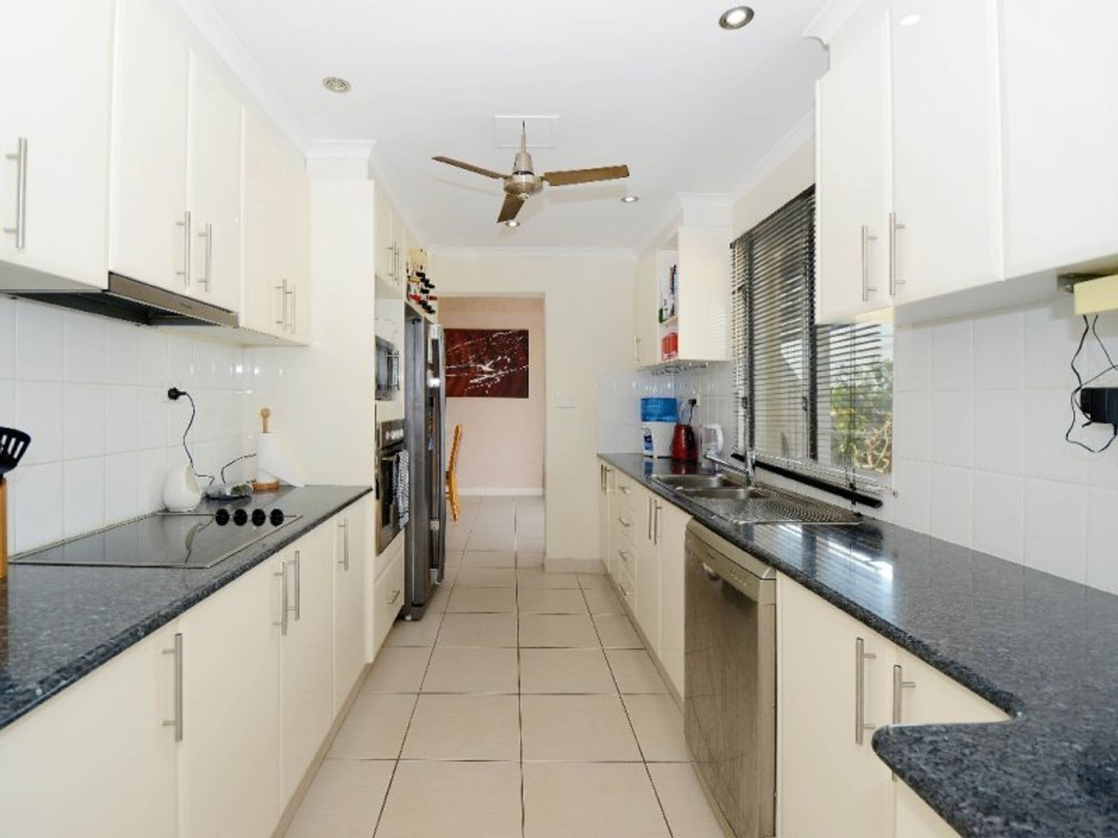 1/12 Paspaley Place, Larrakeyah NT 0820, Larrakeyah - Thumbnail 2