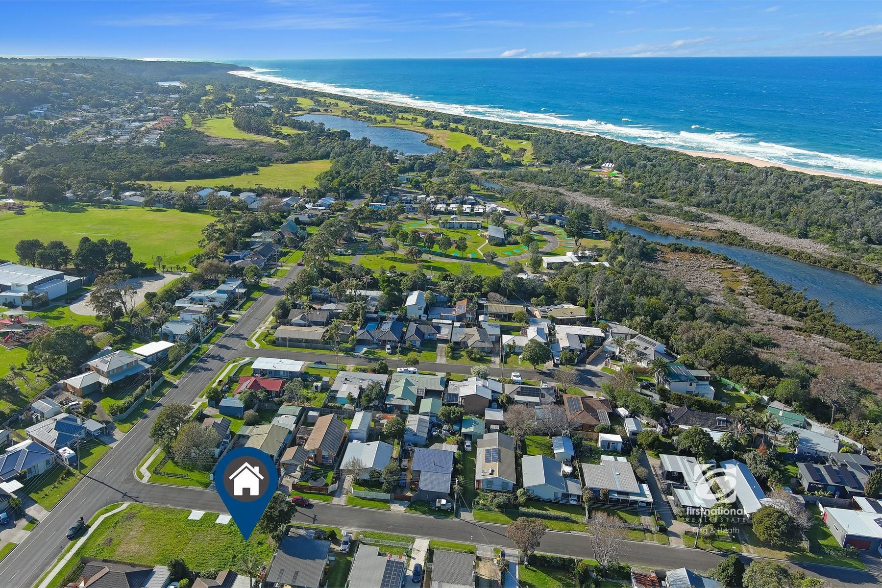17 Fish Street, Lakes Entrance VIC 3909, Lakes Entrance - Image 1