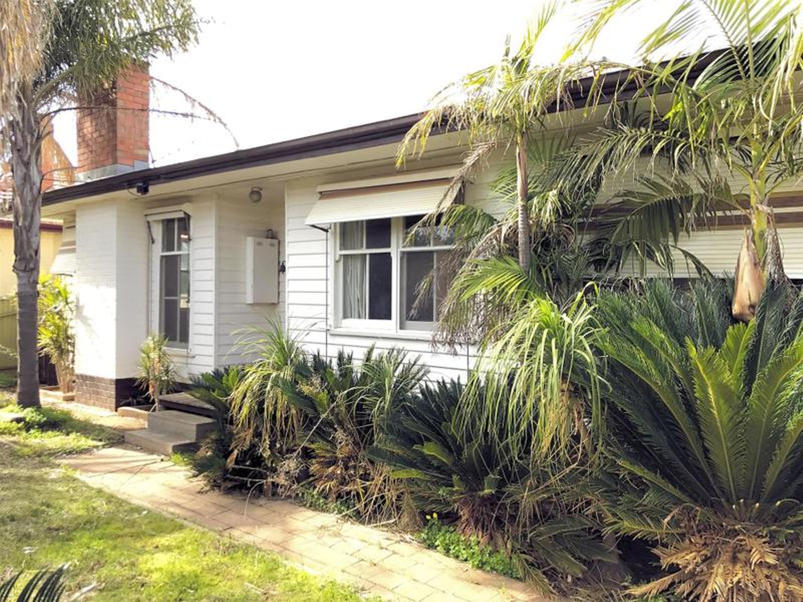 6 Laurel Street, Red Cliffs - Image 1