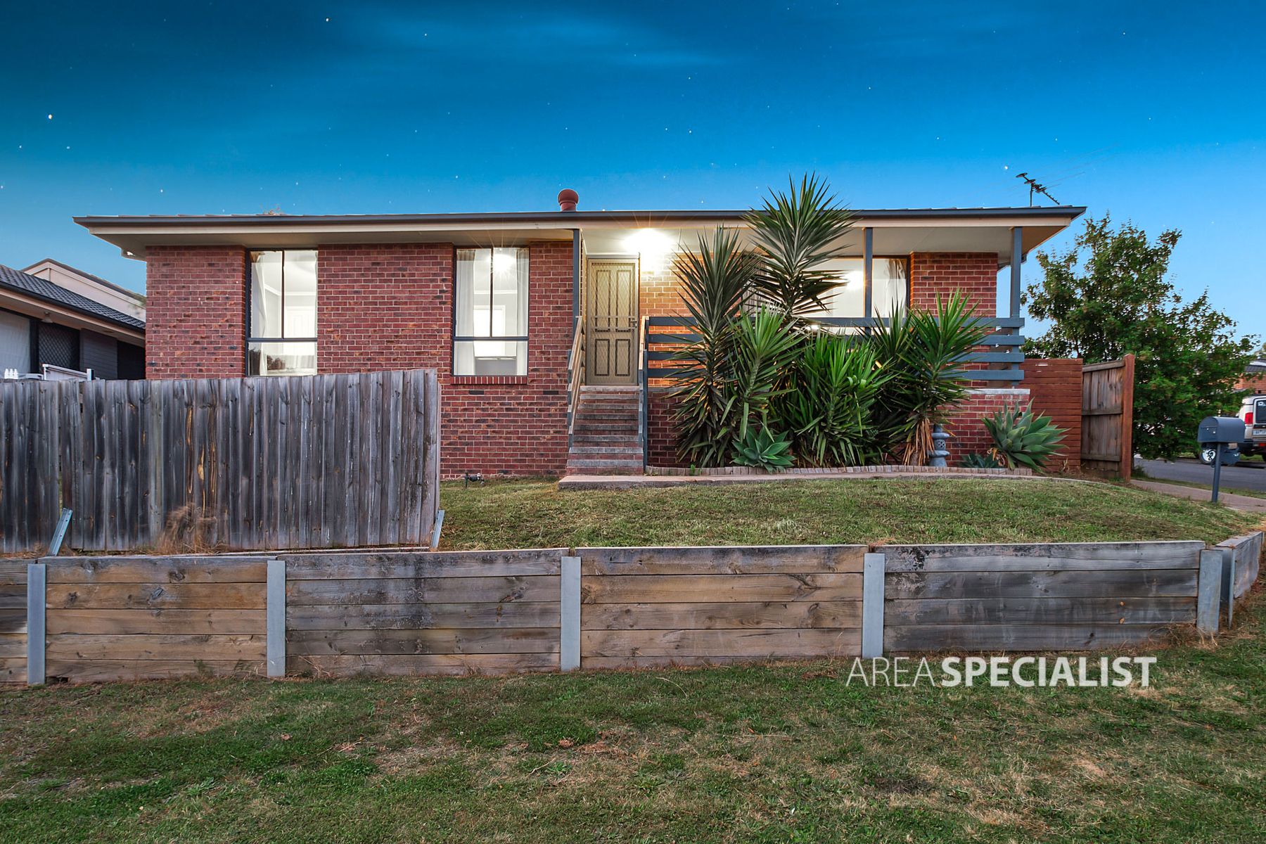 5 Luca Place, Pakenham, VIC 3810, Pakenham - Thumbnail 4