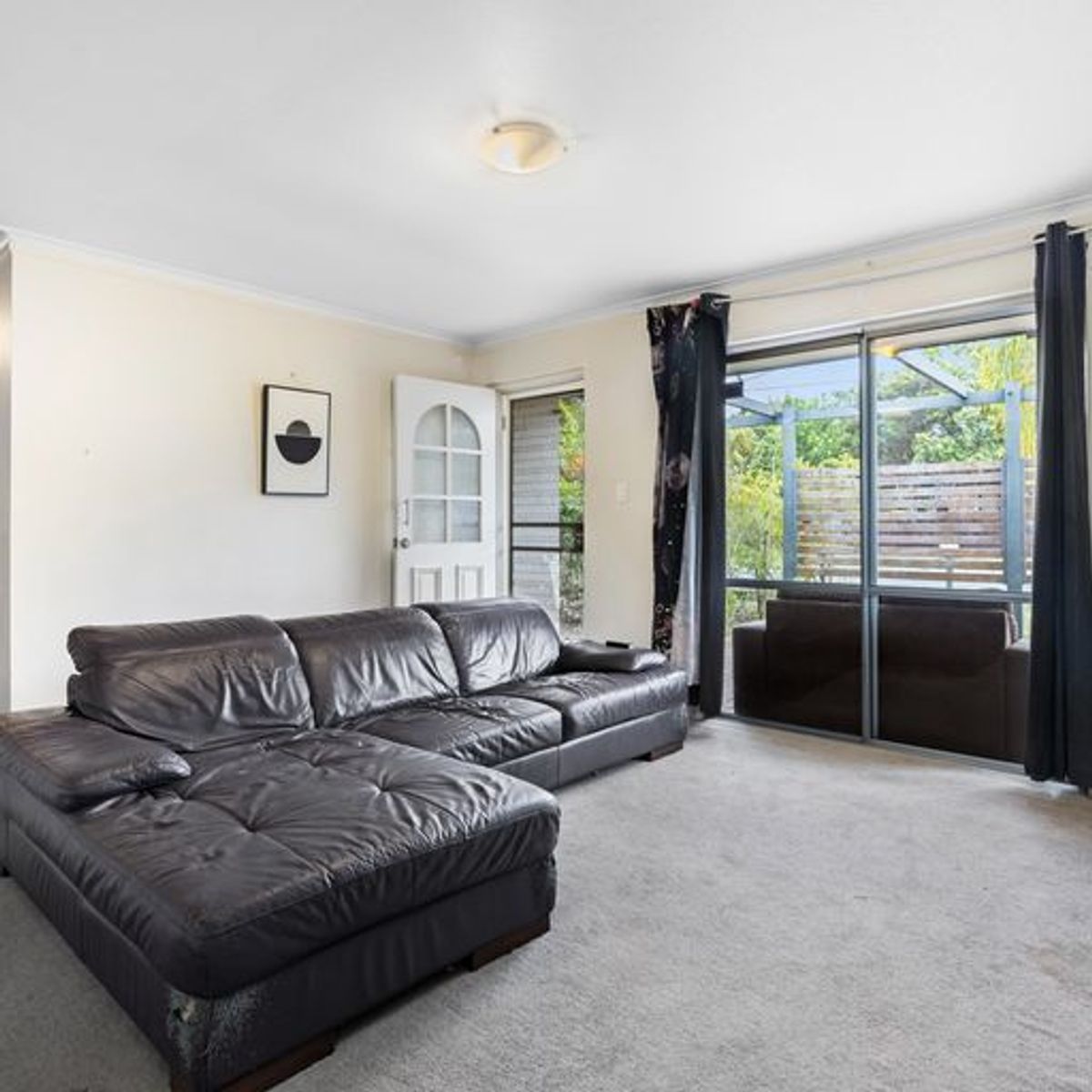 13 Bursaria Street, Crestmead QLD 4132, Crestmead - Thumbnail 4