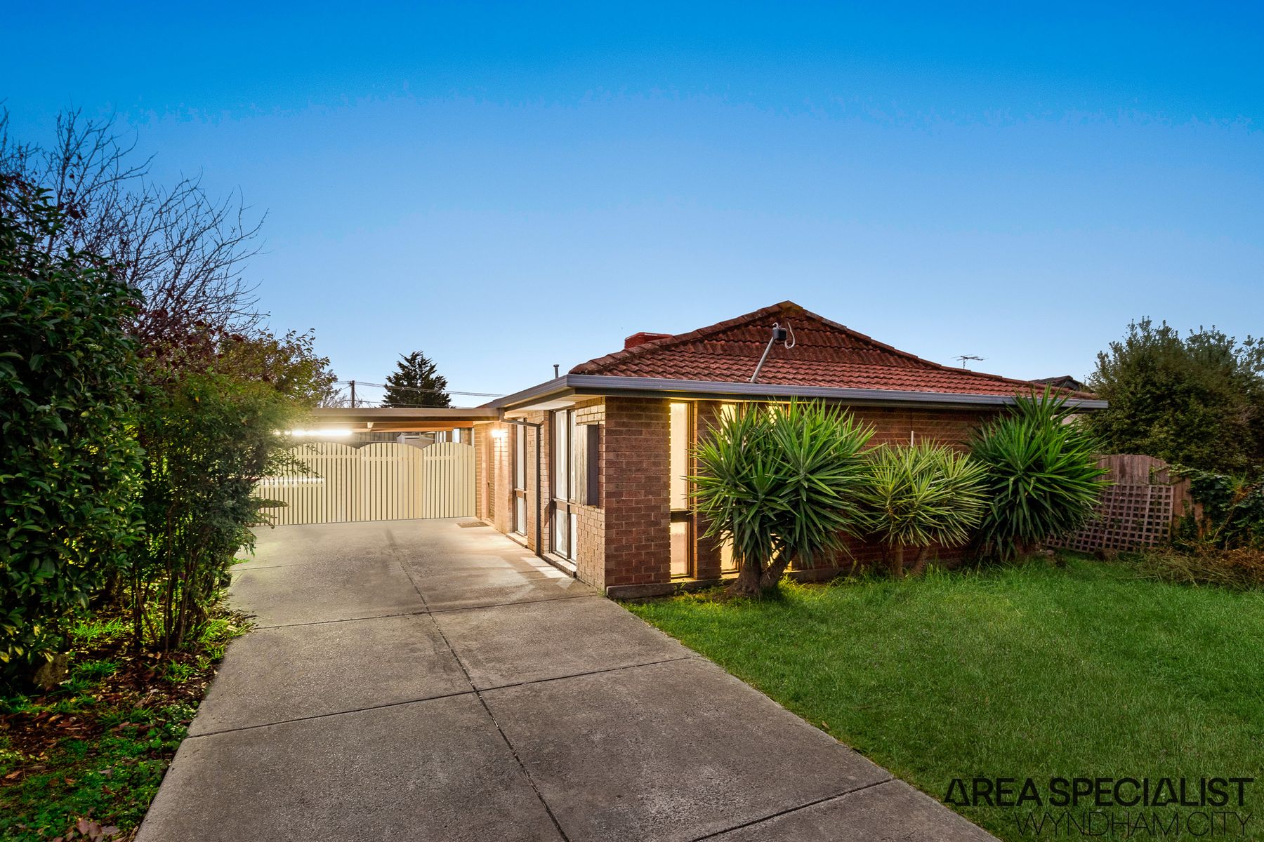 10 Heather Court, Hoppers Crossing, VIC 3029, Hoppers Crossing - Thumbnail 2