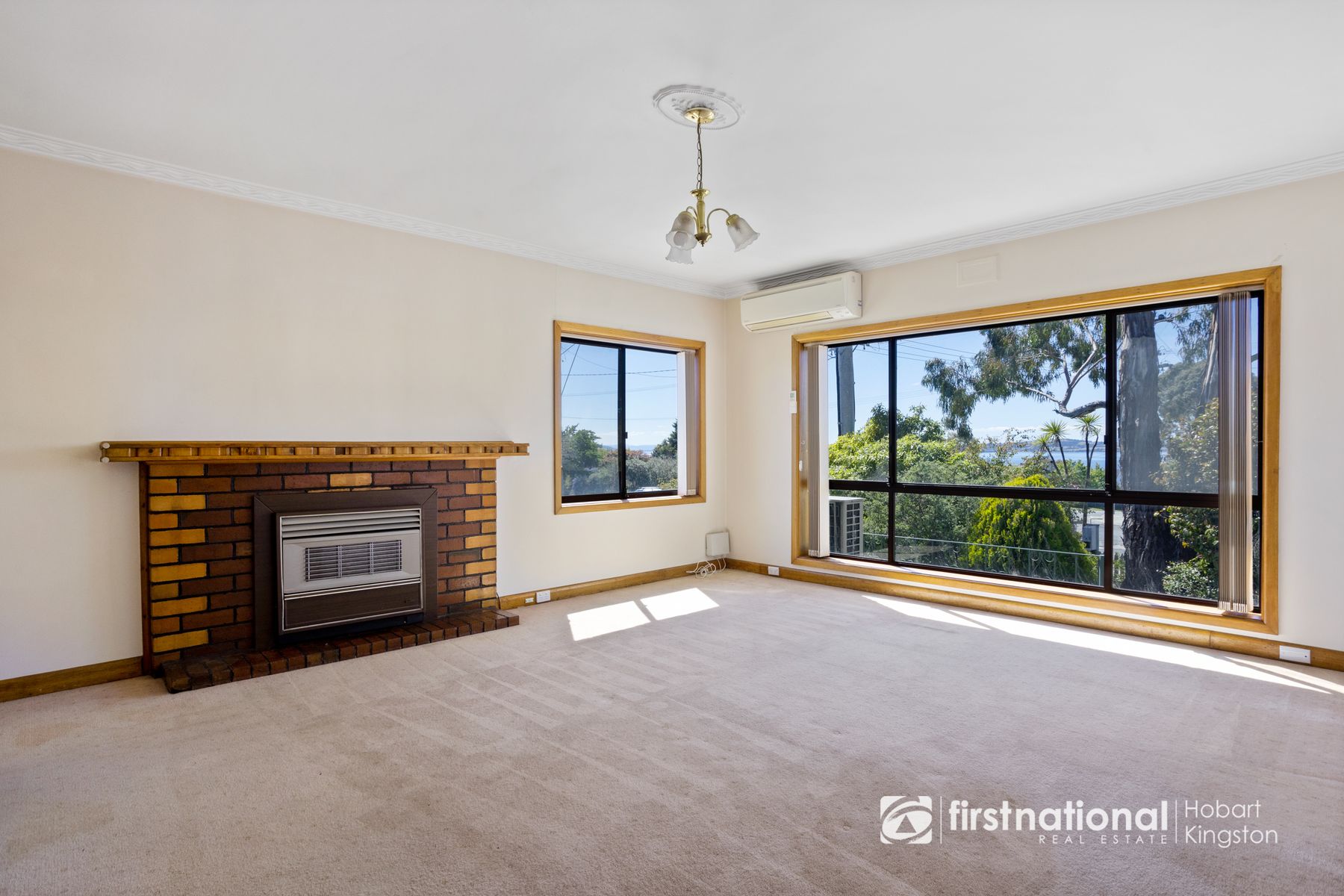 279 Roslyn Avenue, Blackmans Bay TAS 7052, Blackmans Bay - Thumbnail 5