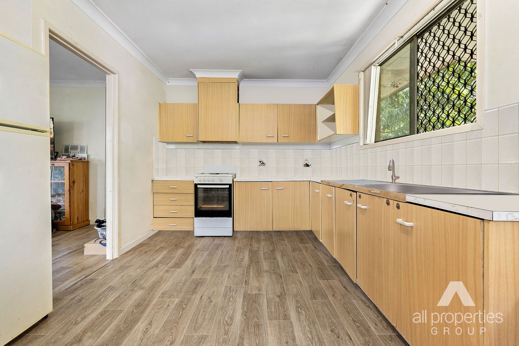 44 Elizabeth Crescent, Goodna QLD 4300, Goodna - Thumbnail 2