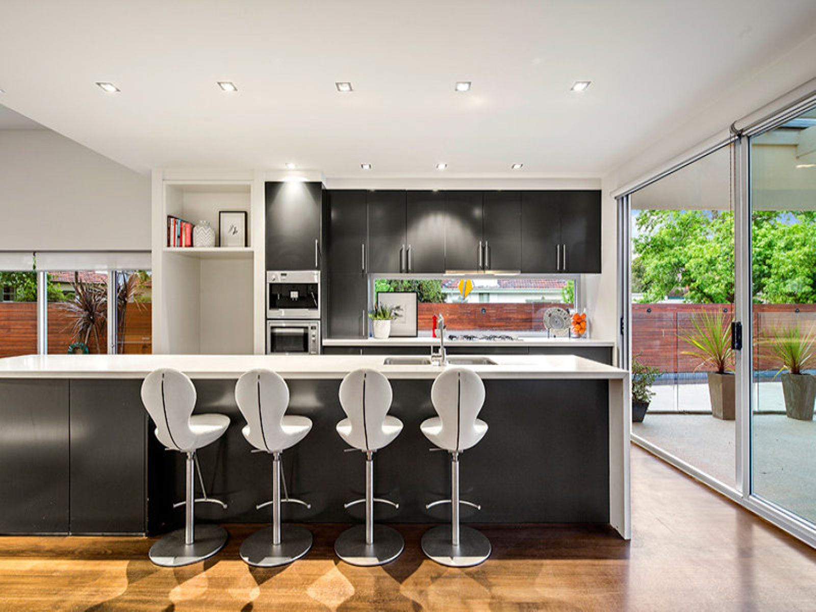 22 Mooltan Street, Travancore - Thumbnail 6