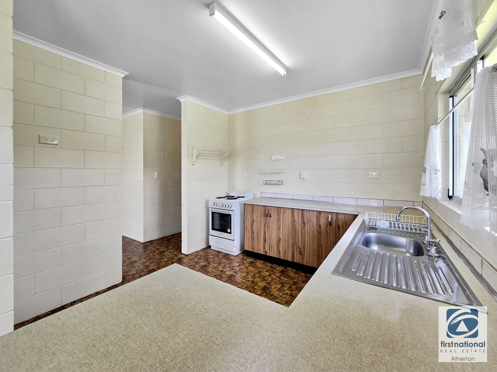 12 Walker Street, Kairi QLD 4872, Kairi - Thumbnail 2