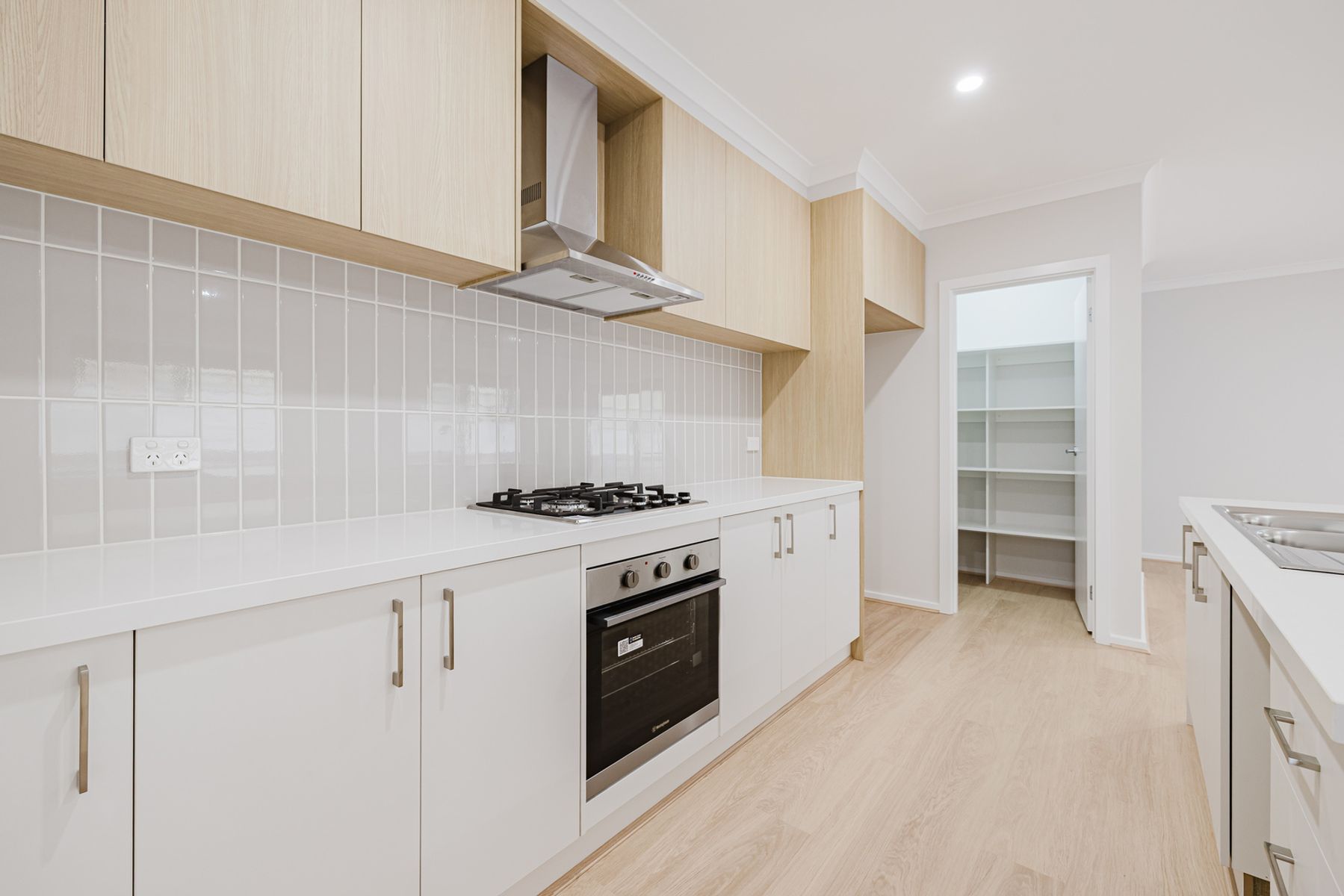 9 Swanton Avenue, Maddingley VIC 3340, Maddingley - Thumbnail 5