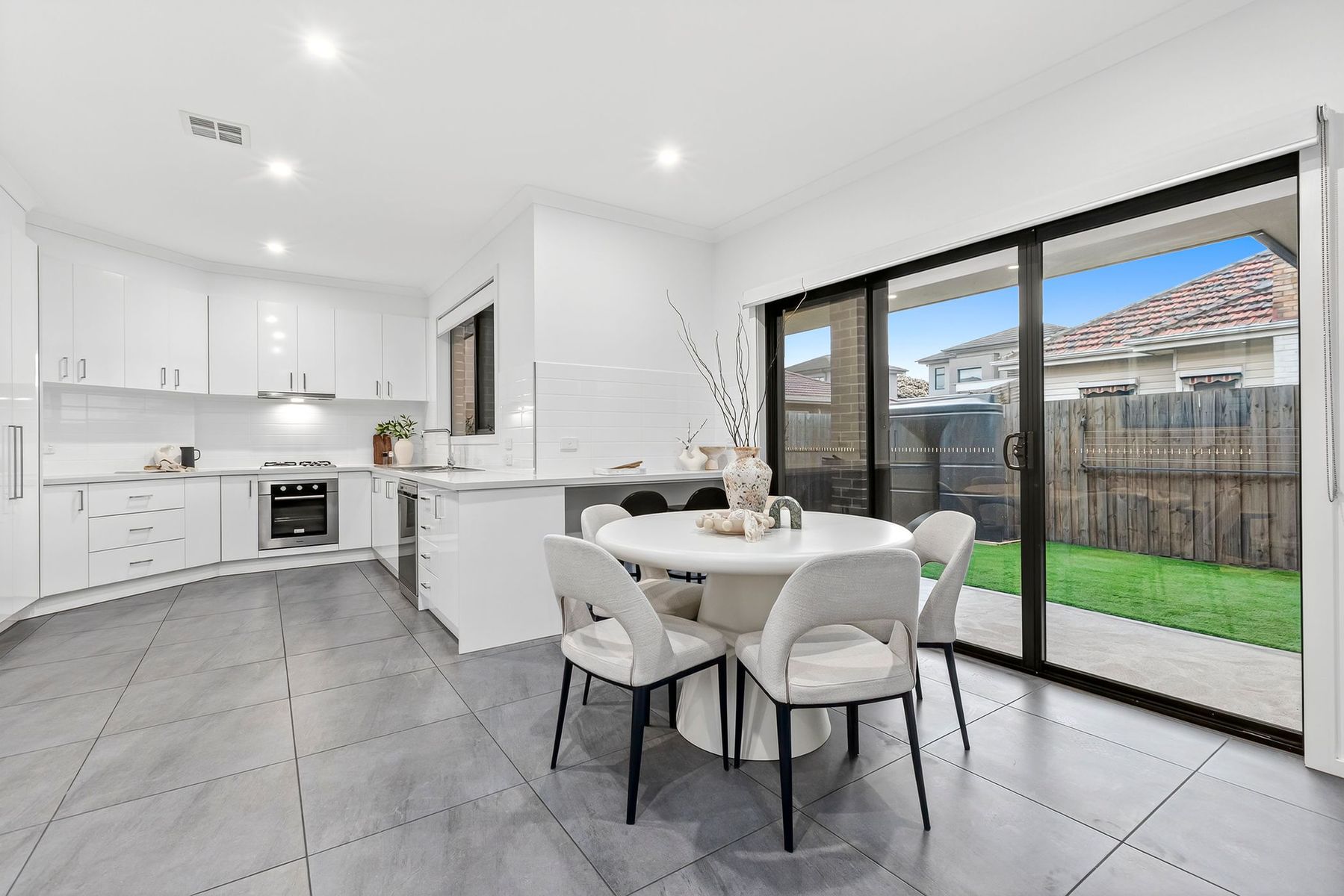 1/42 Manoon Road, Clayton South, VIC 3169, Clayton South - Thumbnail 3