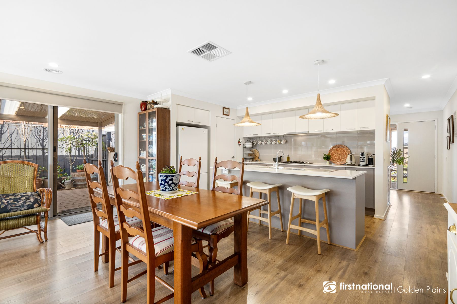 12 Farrell Street, Bannockburn VIC 3331, Bannockburn - Thumbnail 3