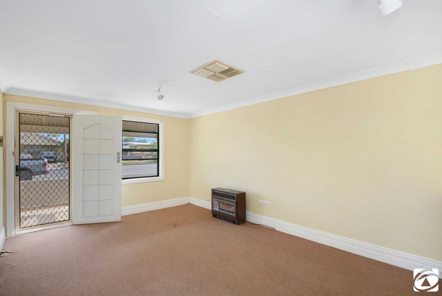 207 Cornish Street, Broken Hill NSW 2880, Broken Hill - Thumbnail 3