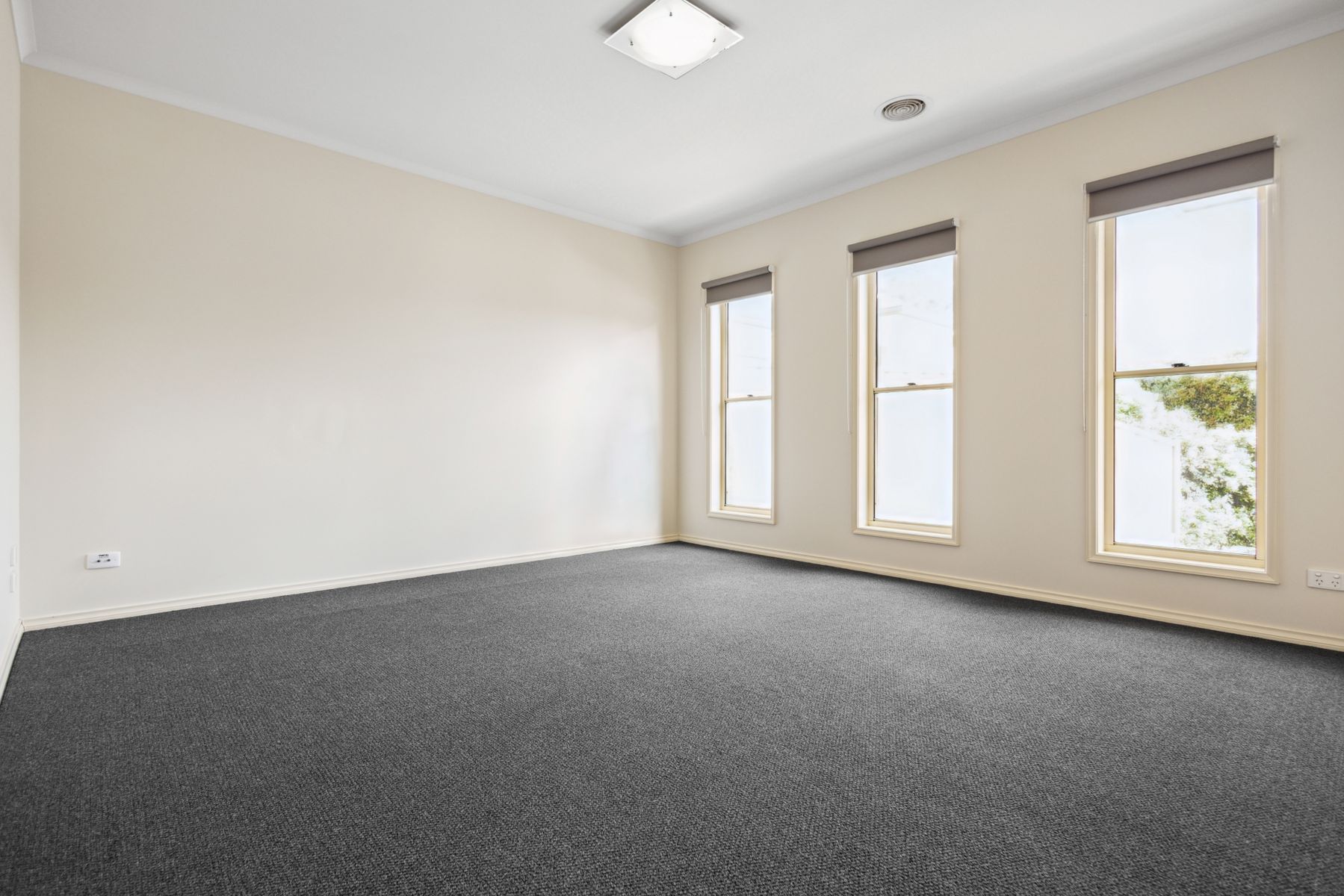 14 Edgewater Close, Eaglehawk VIC 3556, Eaglehawk Vic 3556 - Thumbnail 2