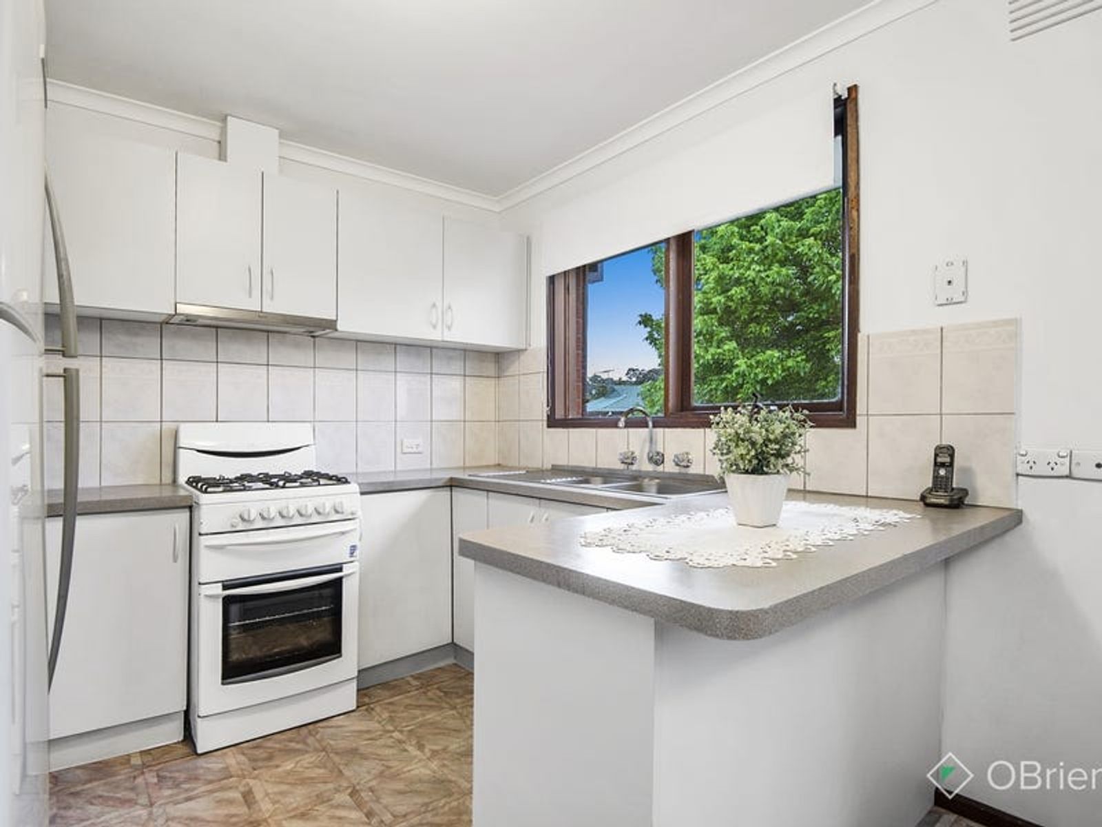 2 Mossvale Close, Endeavour Hills, VIC 3802, Endeavour Hills - Thumbnail 4