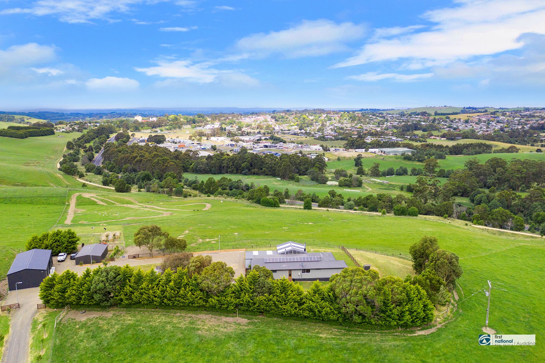 044 Open2view ID730826 South Gippsland Highway